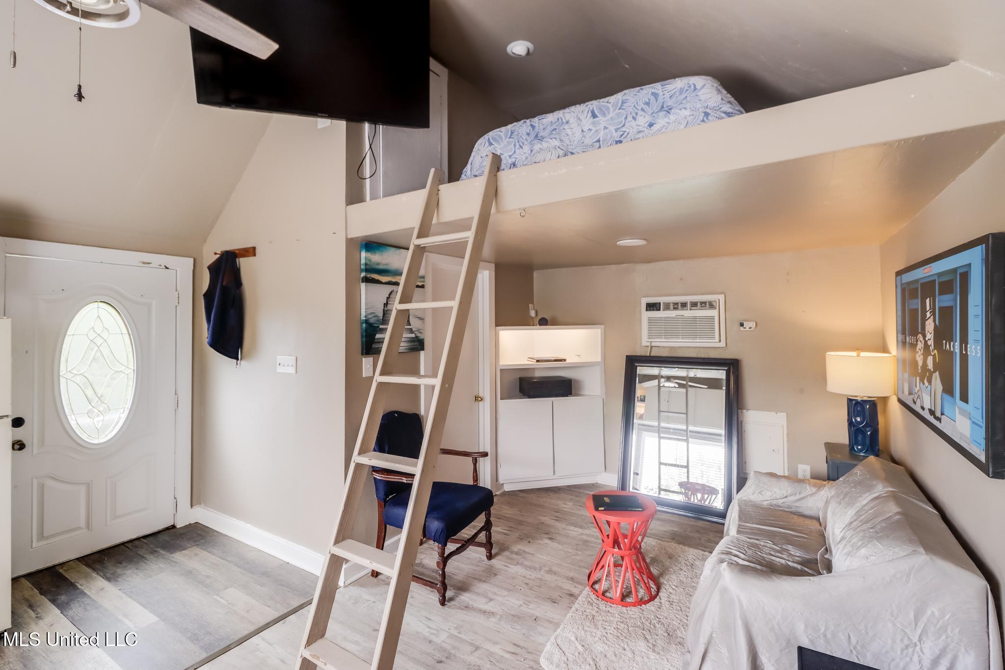 10619 Woolmarket Lake Road Property Photo 13