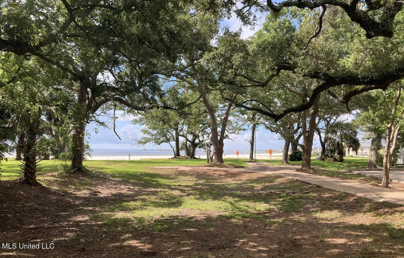 1822 15th Street Property Photo 3