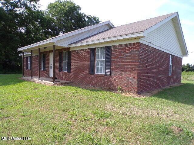 5521 Dubbs Road Property Photo 1
