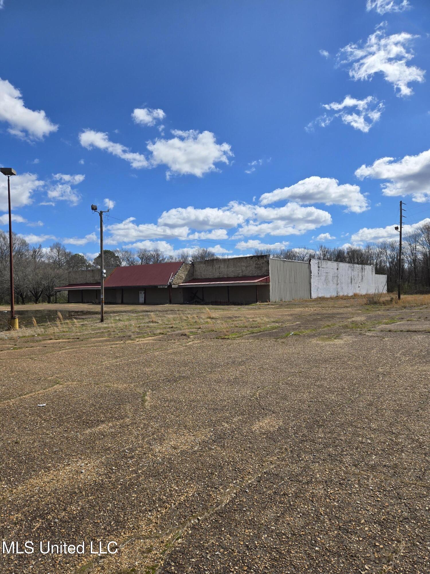 3171 Robinson Road Property Photo 1