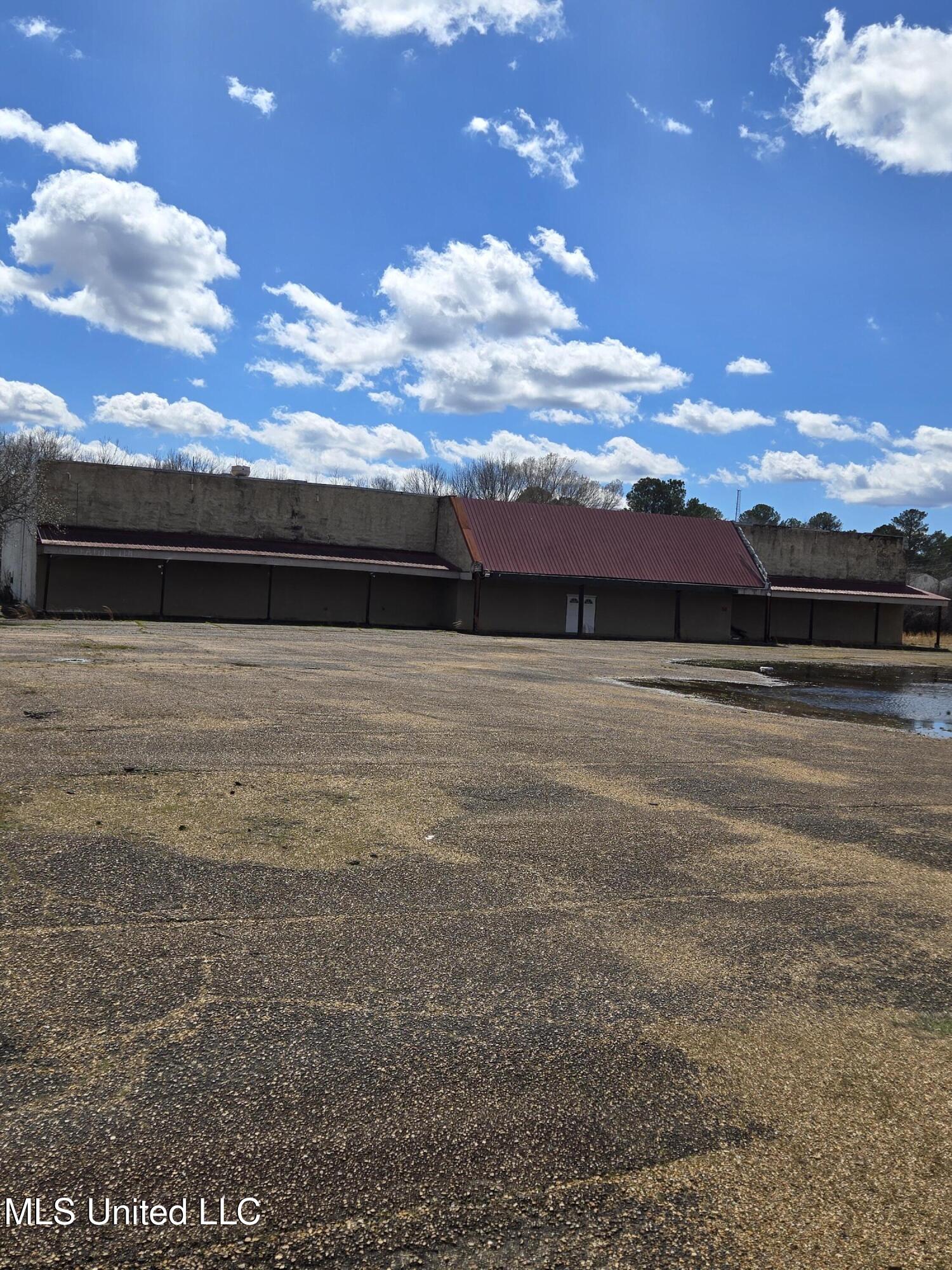 3171 Robinson Road Property Photo 2