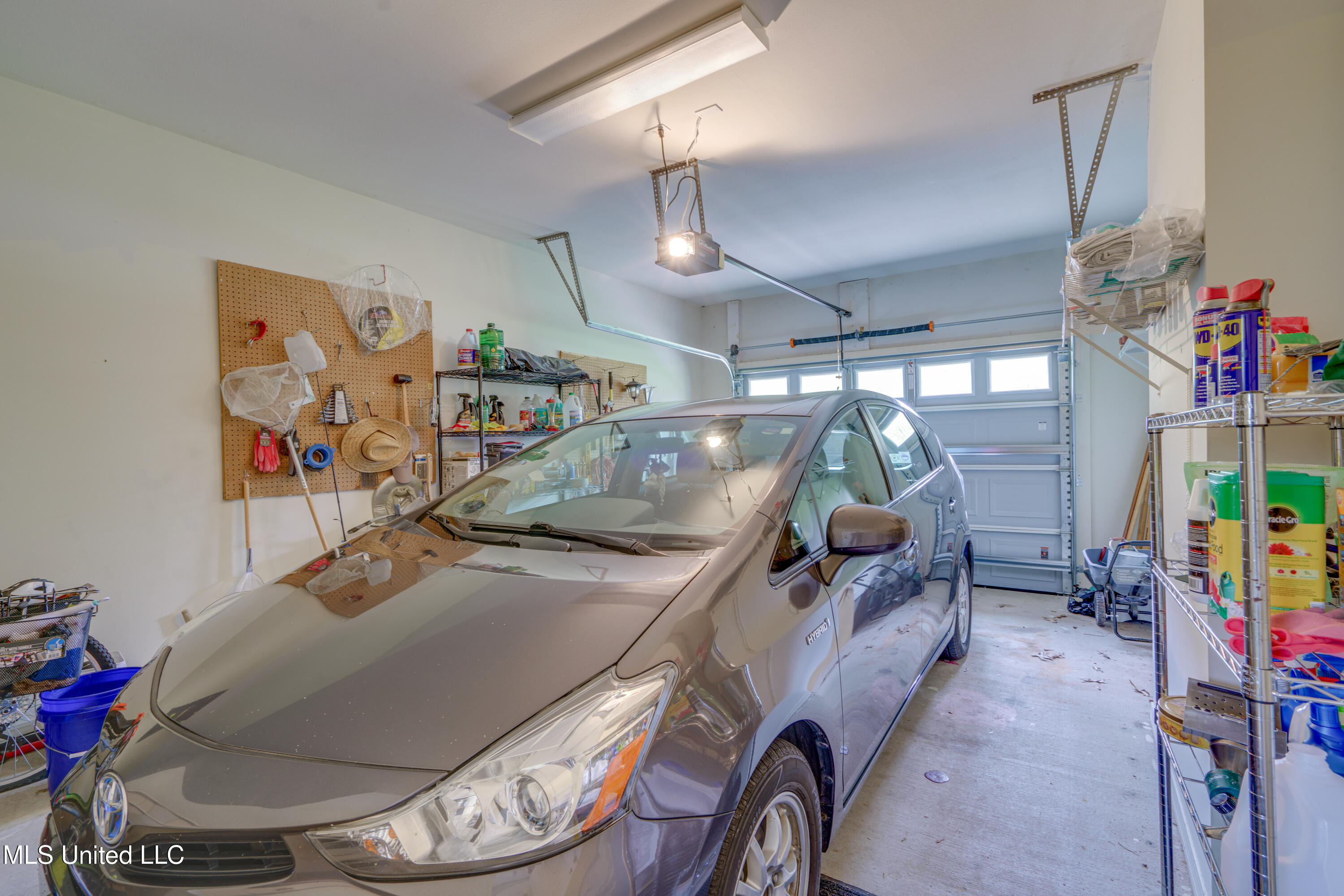 9727 Pokai Street Property Photo 8