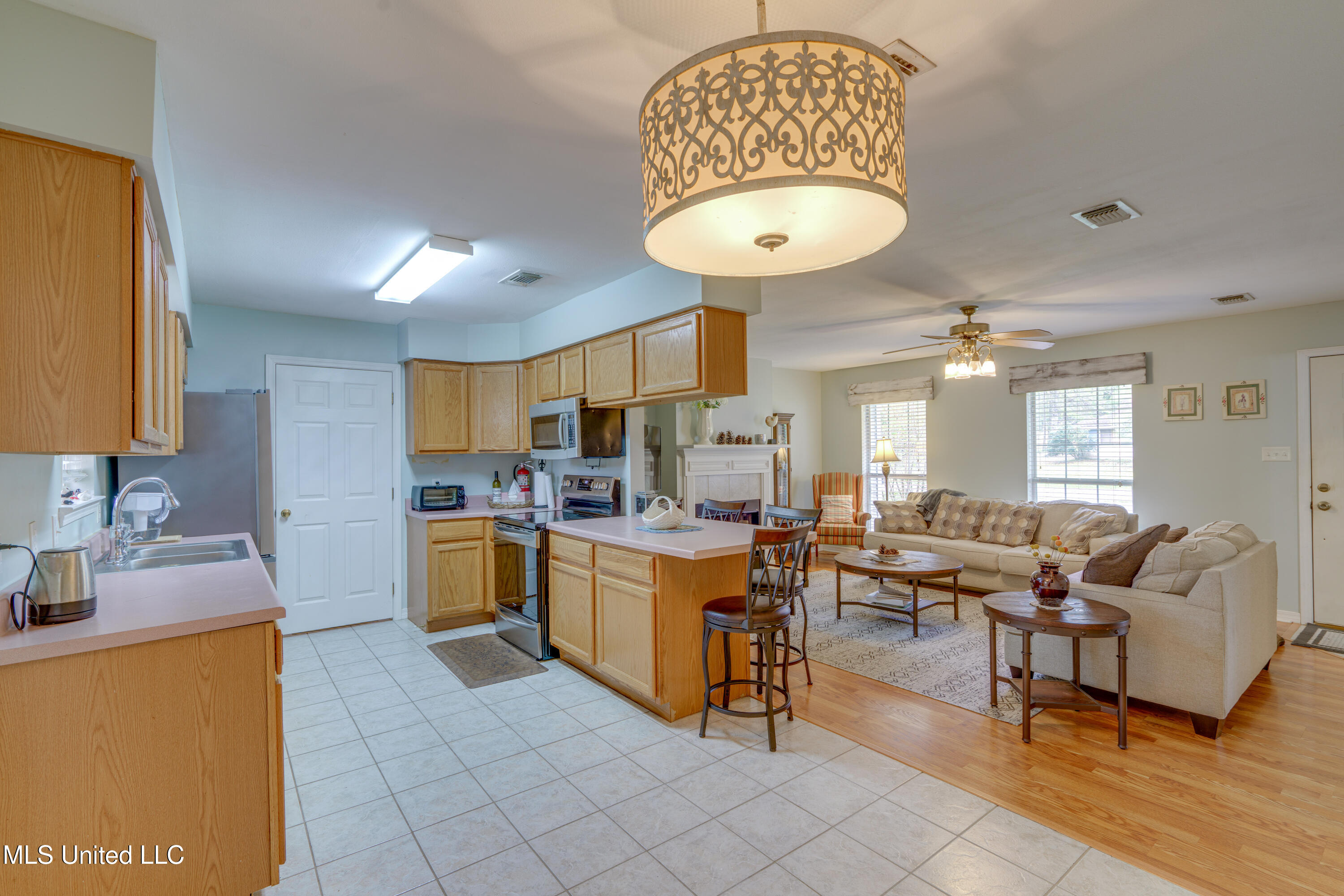 9727 Pokai Street Property Photo 13