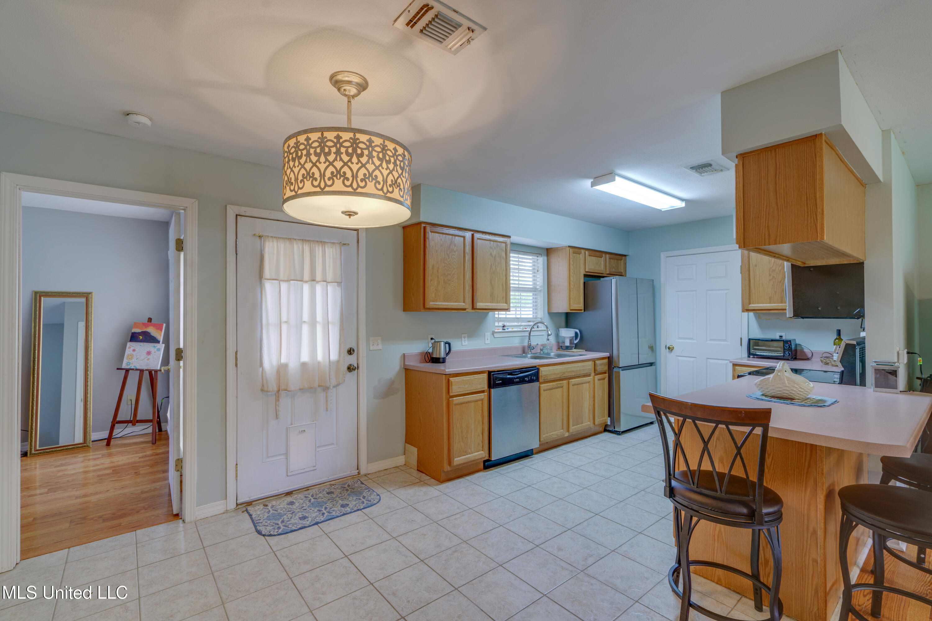 9727 Pokai Street Property Photo 14