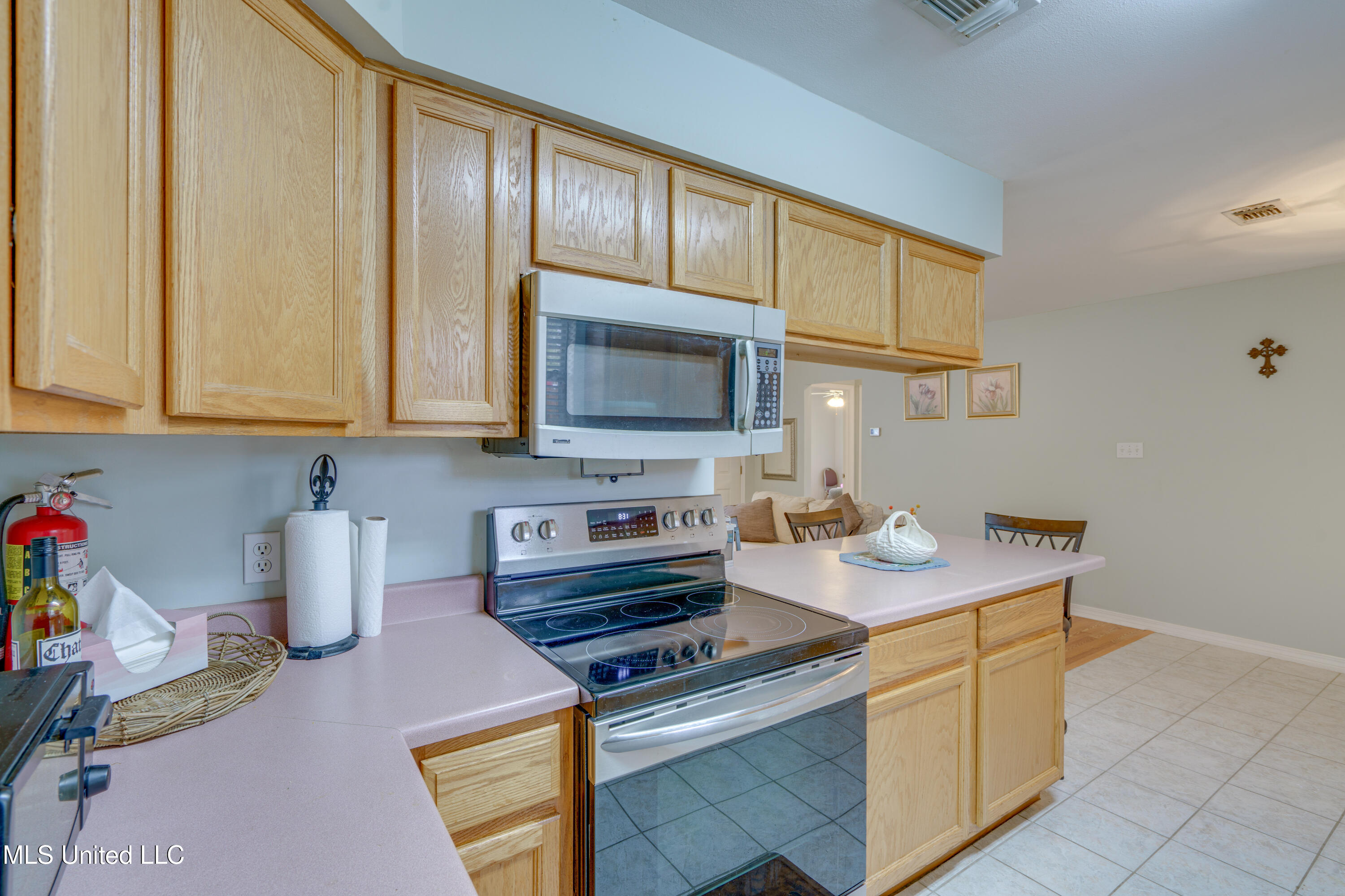 9727 Pokai Street Property Photo 16
