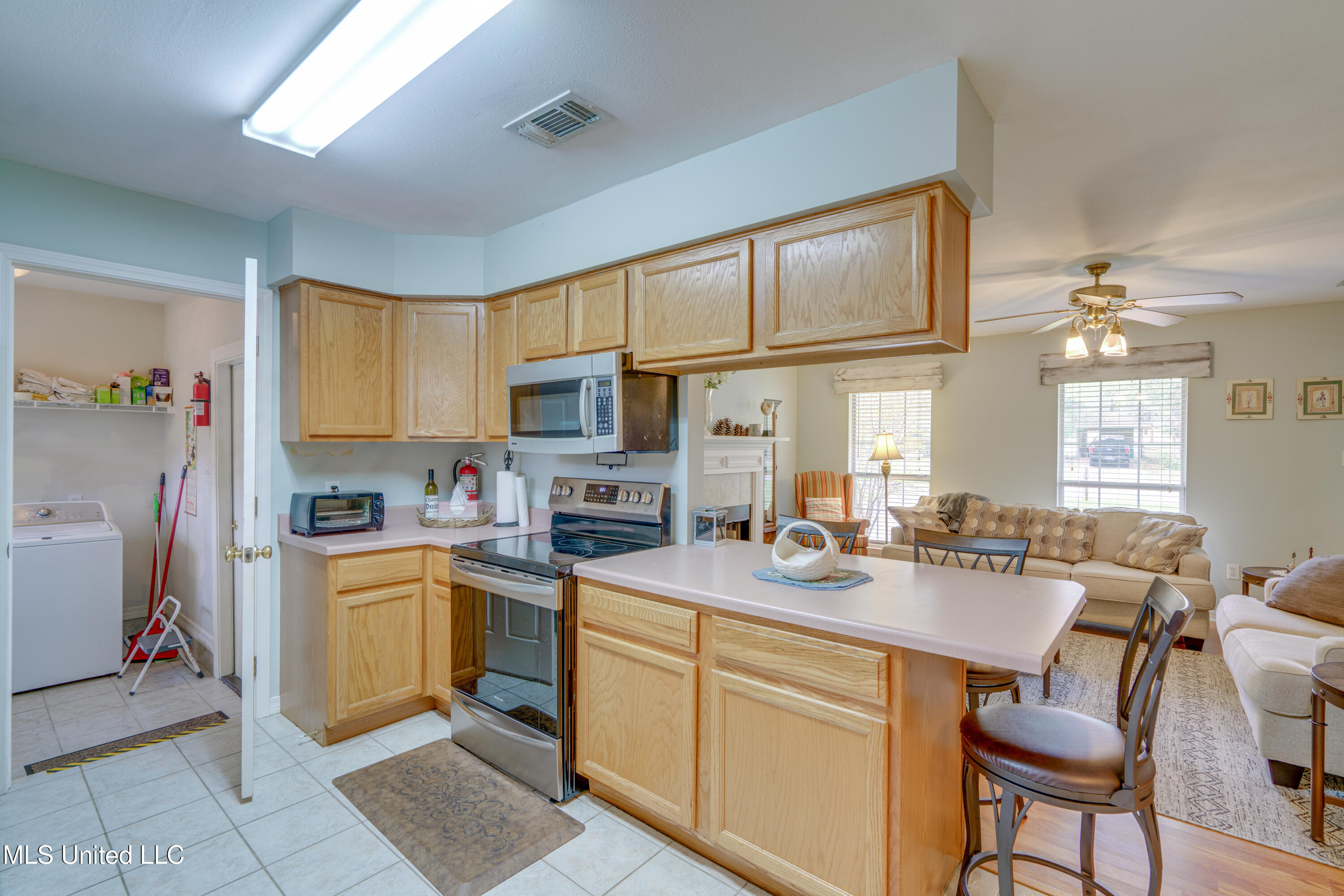 9727 Pokai Street Property Photo 17