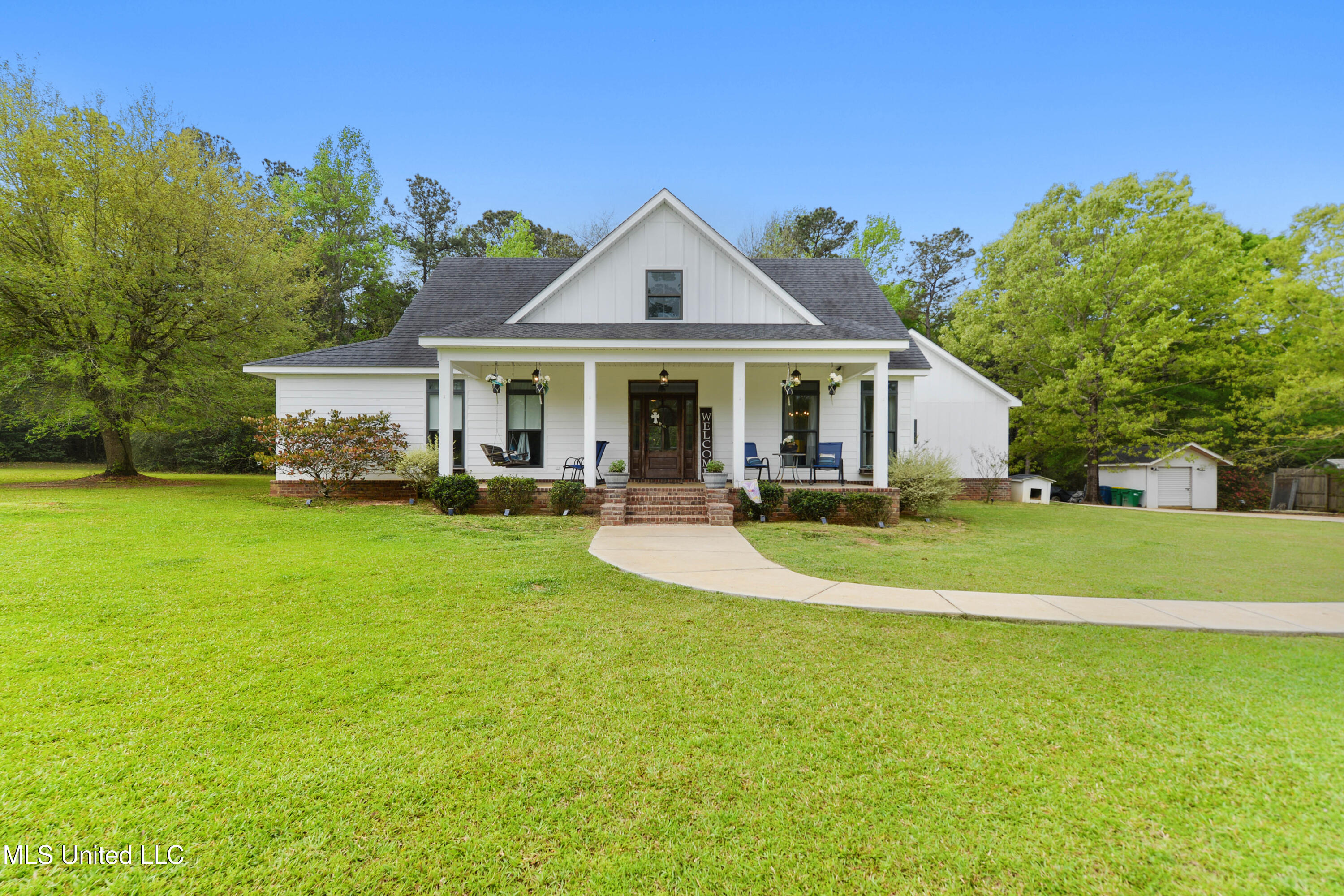 2306 Sampras Boulevard Property Photo 1