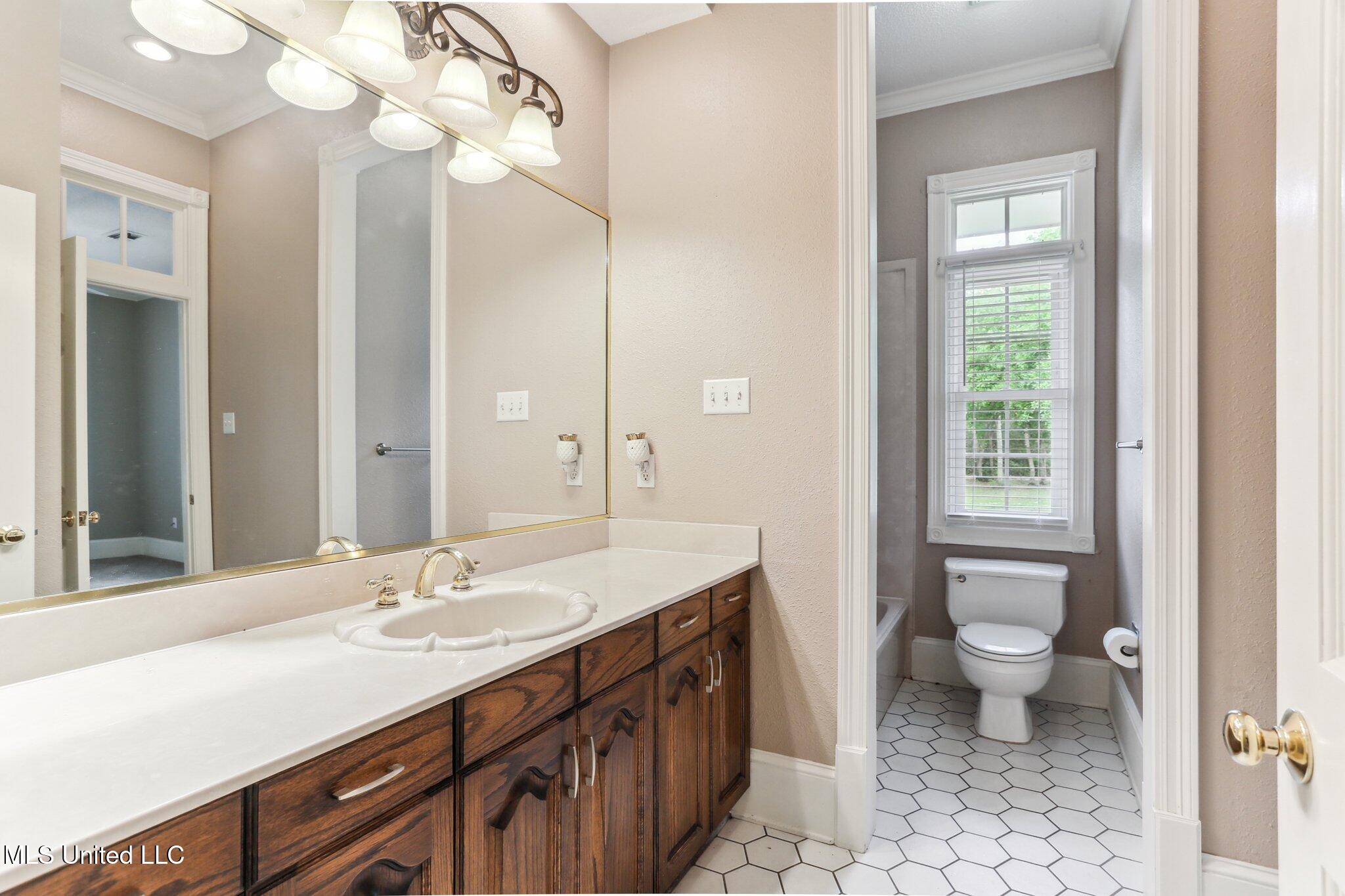 421 Starling Drive Property Photo 29
