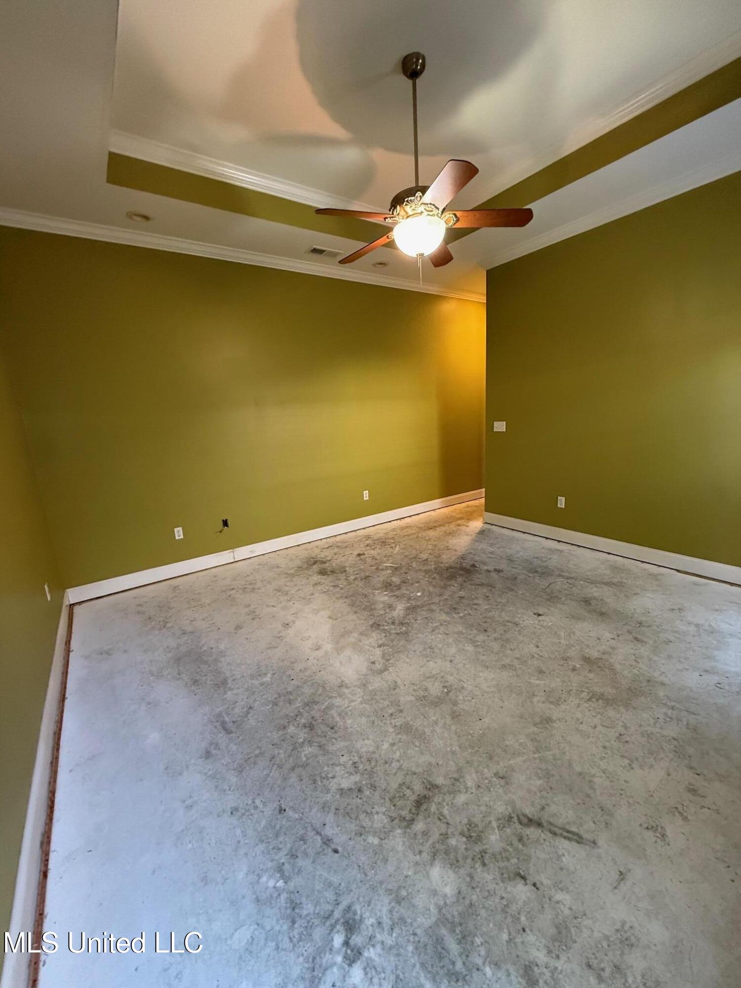 2032 Englewood Drive Property Photo 39