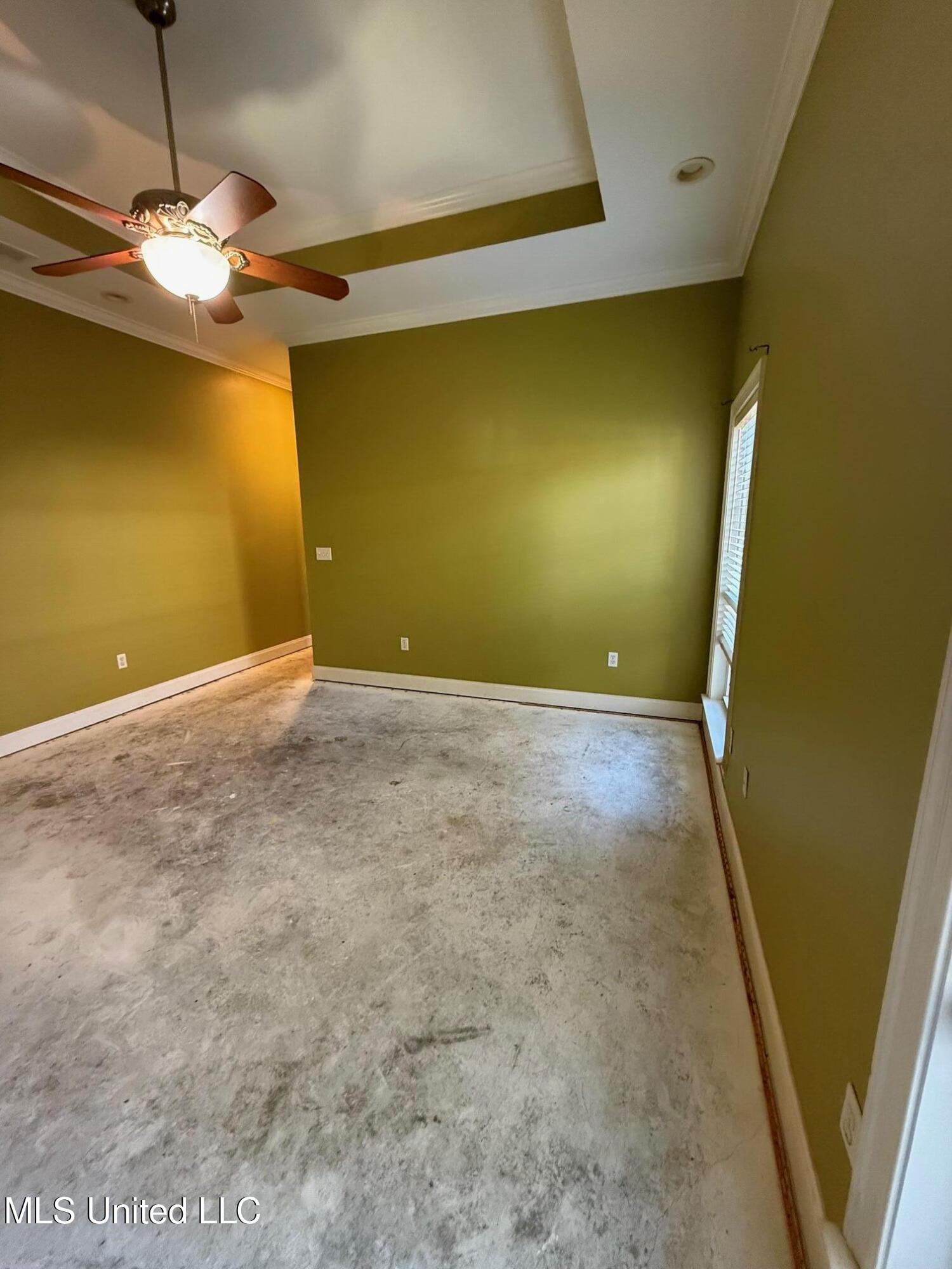 2032 Englewood Drive Property Photo 40