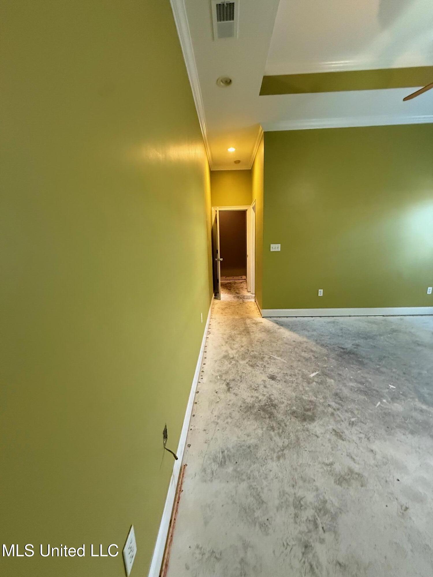 2032 Englewood Drive Property Photo 41