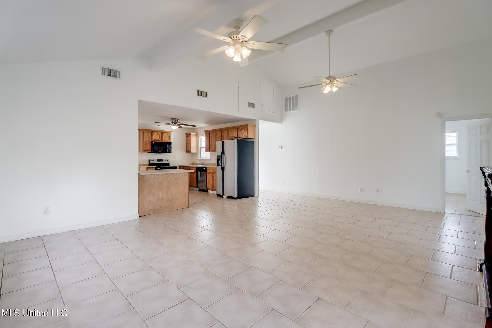 5040 Georgia Street Property Photo 9