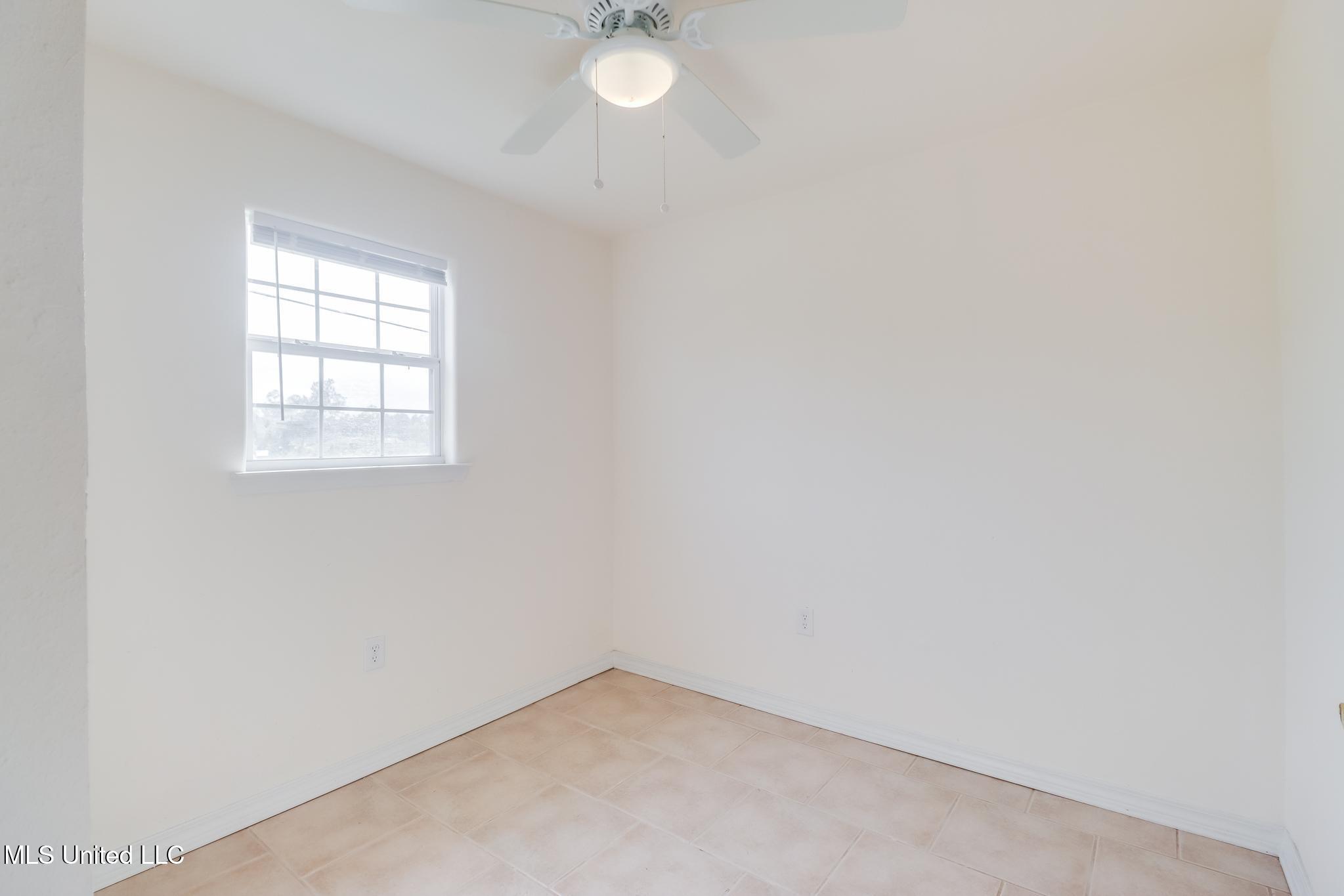5040 Georgia Street Property Photo 10