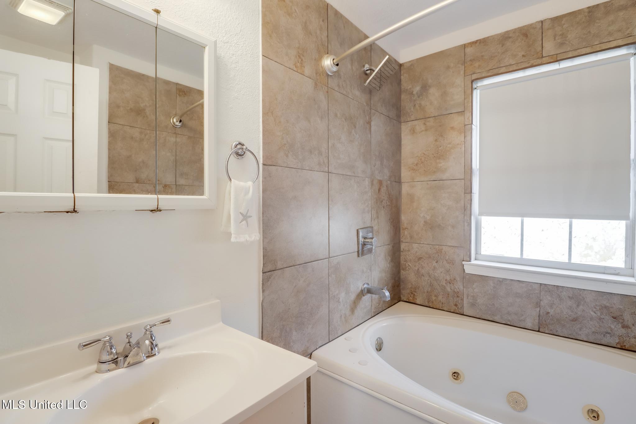 5040 Georgia Street Property Photo 15