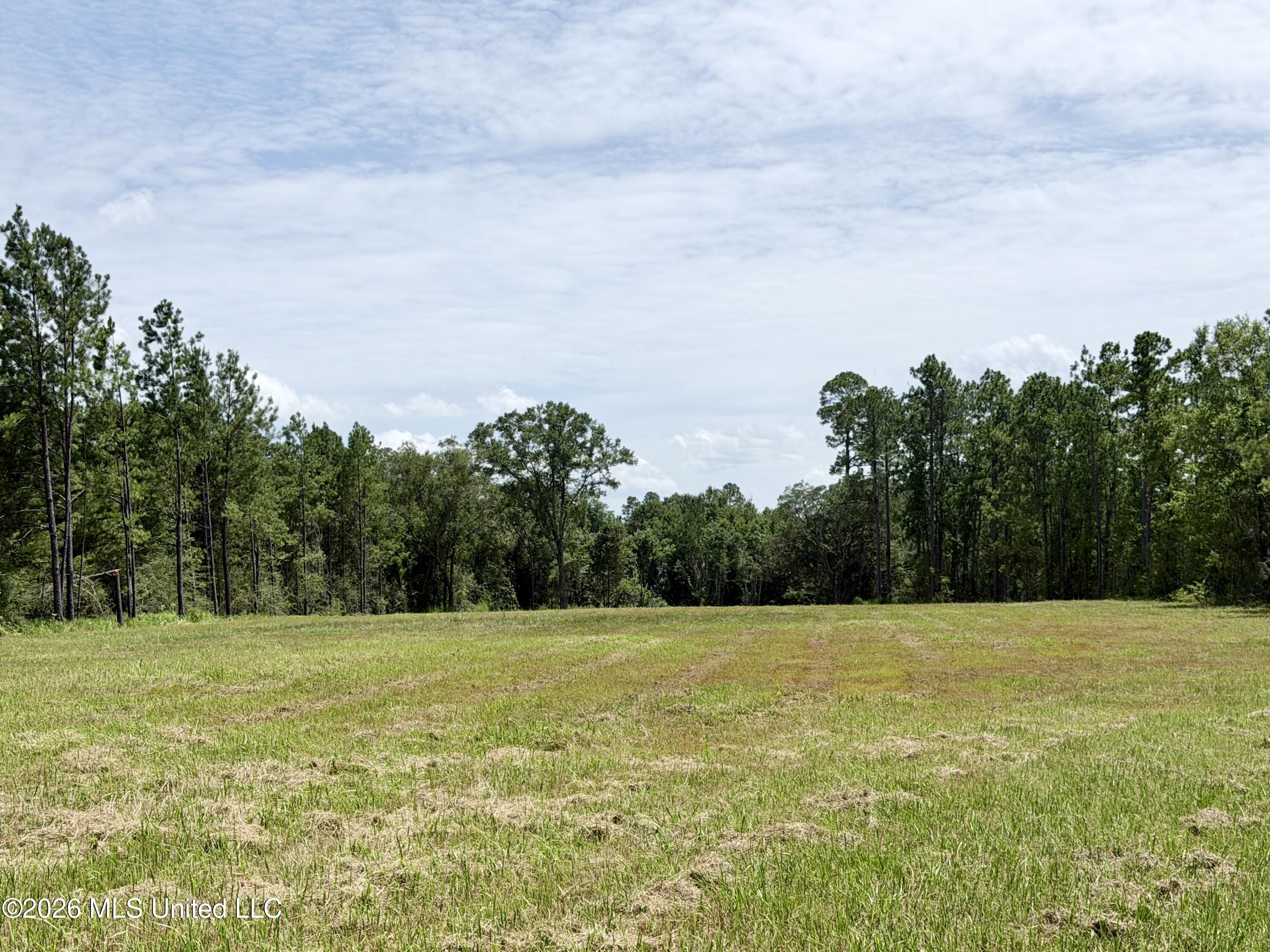Hwy 613 Property Photo 1