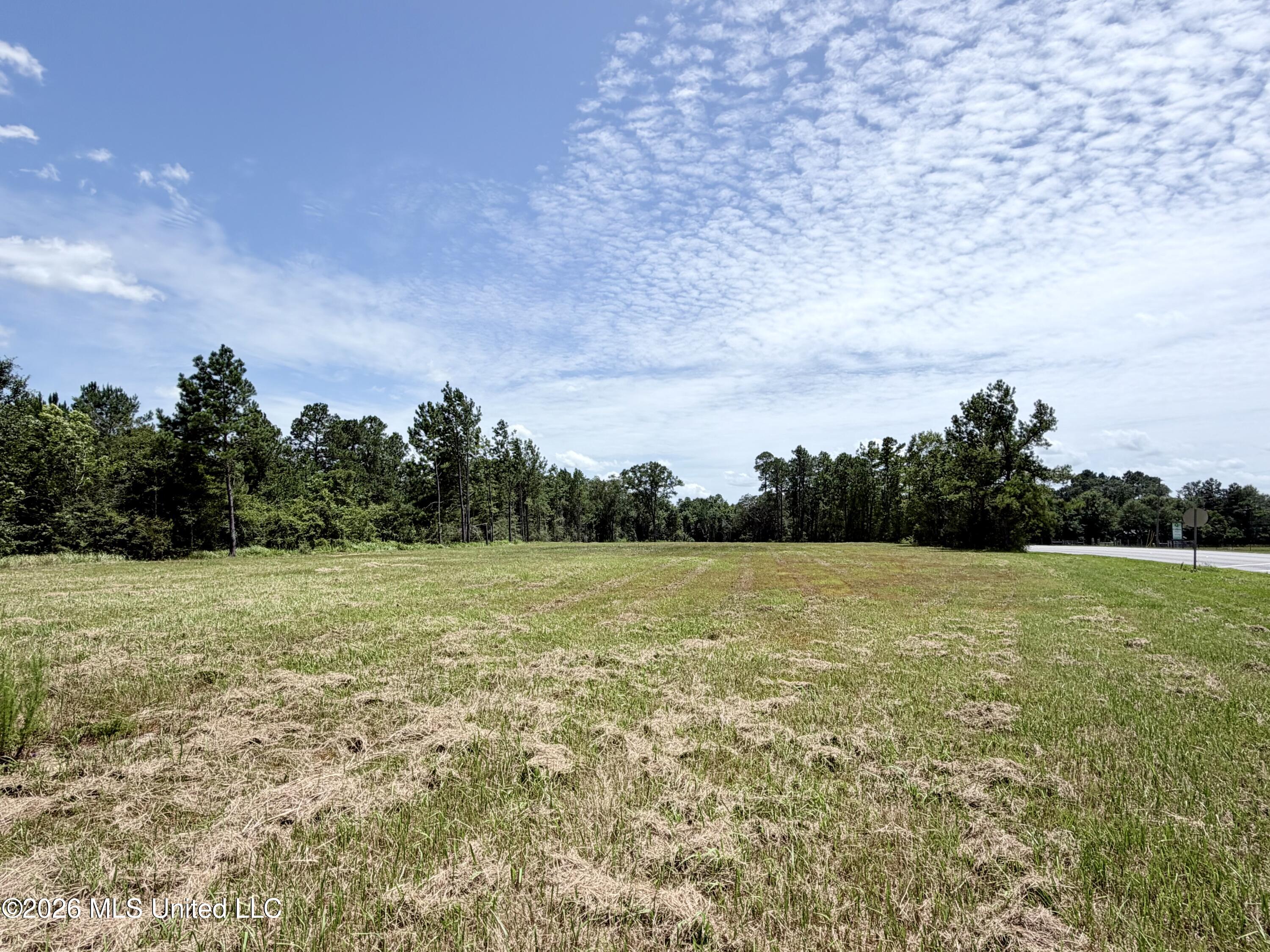 Hwy 613 Property Photo 5