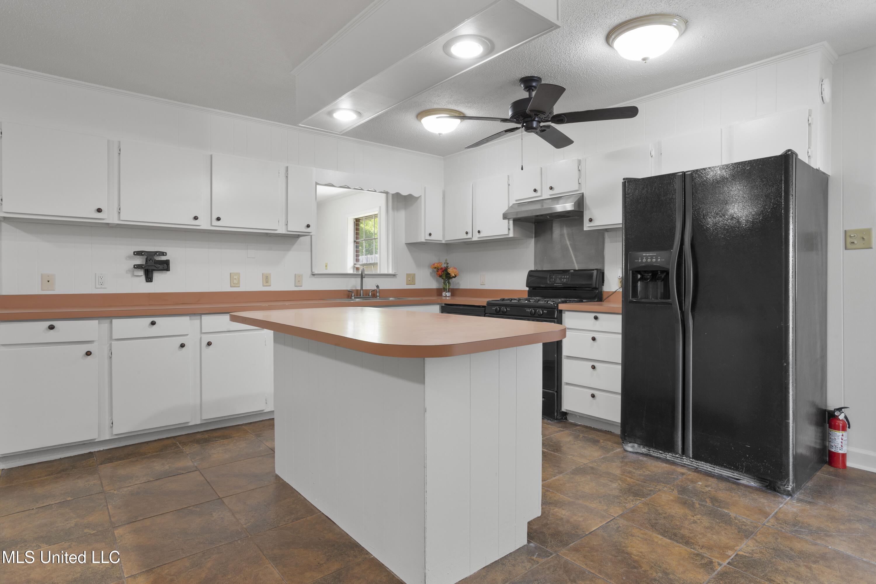 2 Lexington Place Property Photo 12