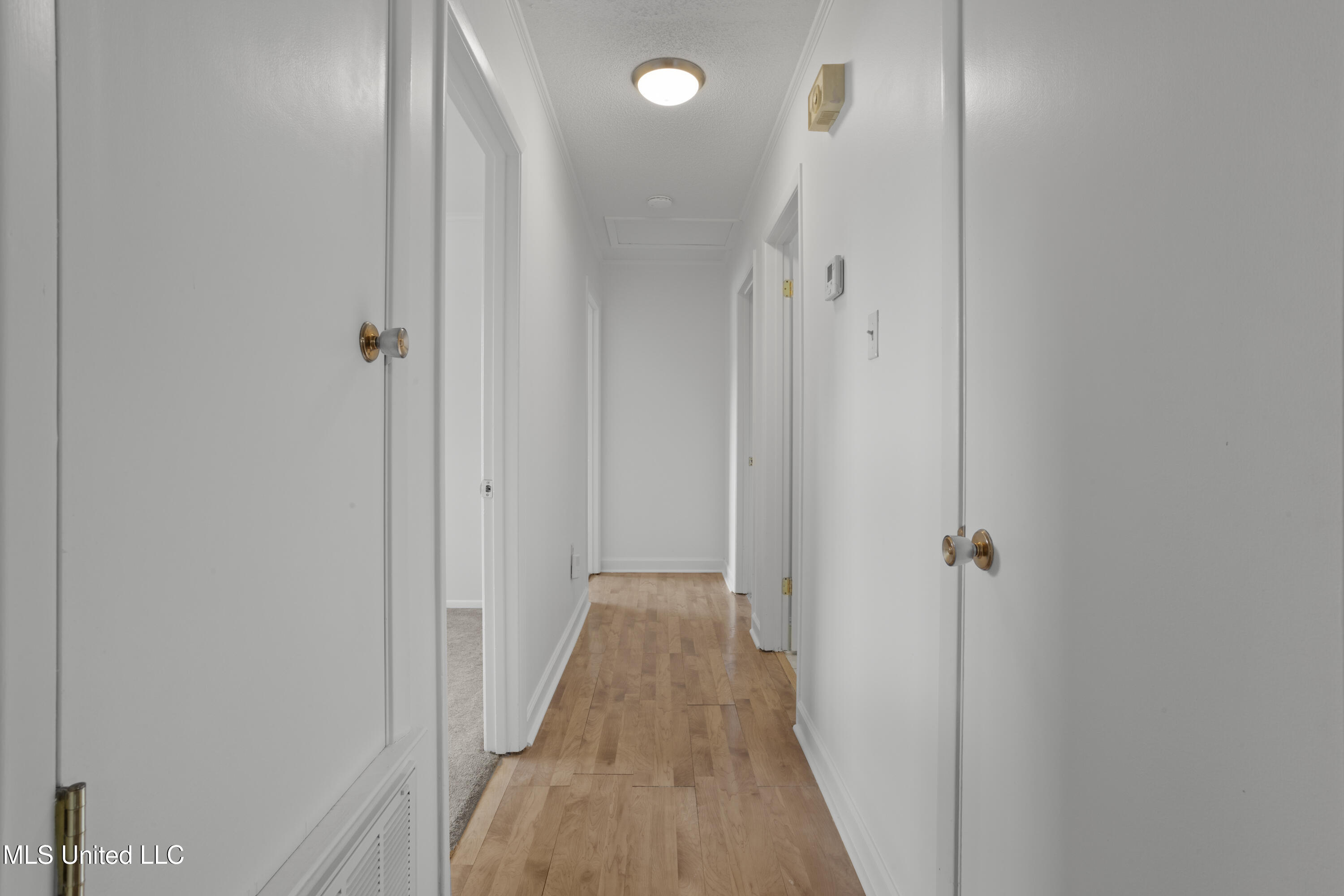 2 Lexington Place Property Photo 20