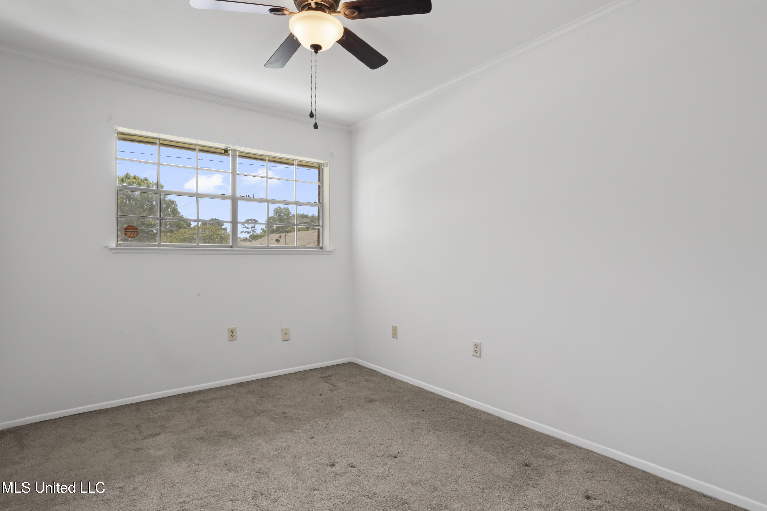 2 Lexington Place Property Photo 28