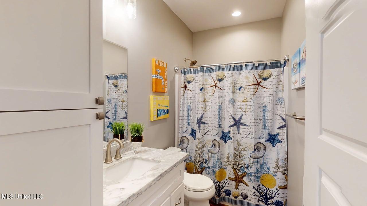 1215 Ocean View Drive Property Photo 18