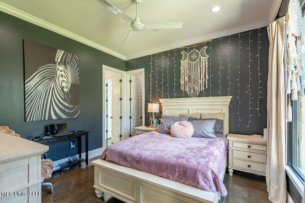 29 Club Drive Property Photo 21