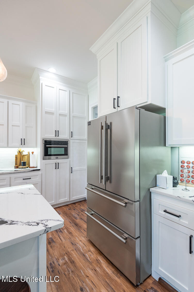 29 Club Drive Property Photo 34