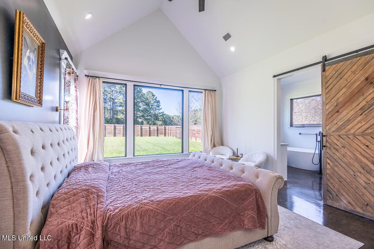 29 Club Drive Property Photo 46