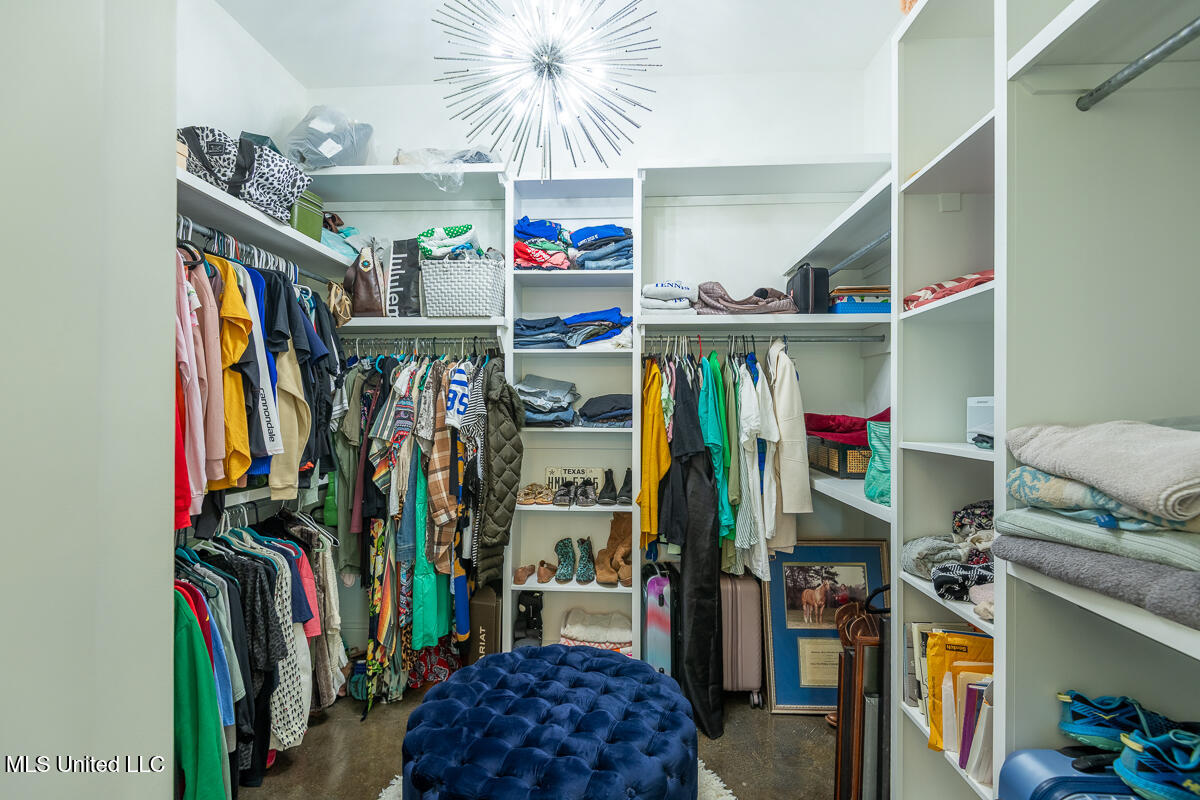 29 Club Drive Property Photo 50