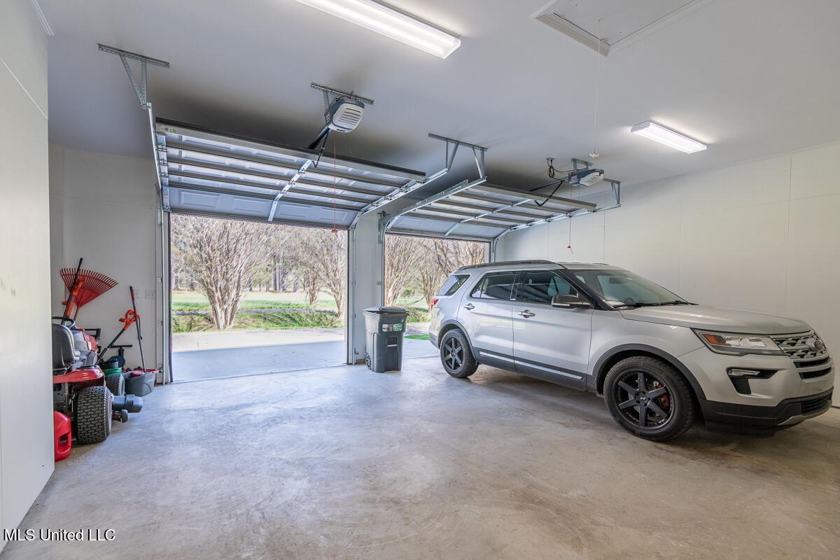 29 Club Drive Property Photo 64