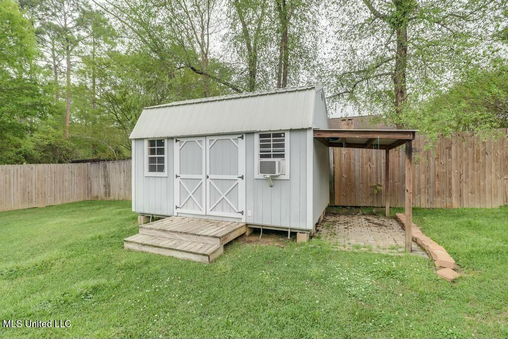 19374 Northridge Drive Property Photo 3