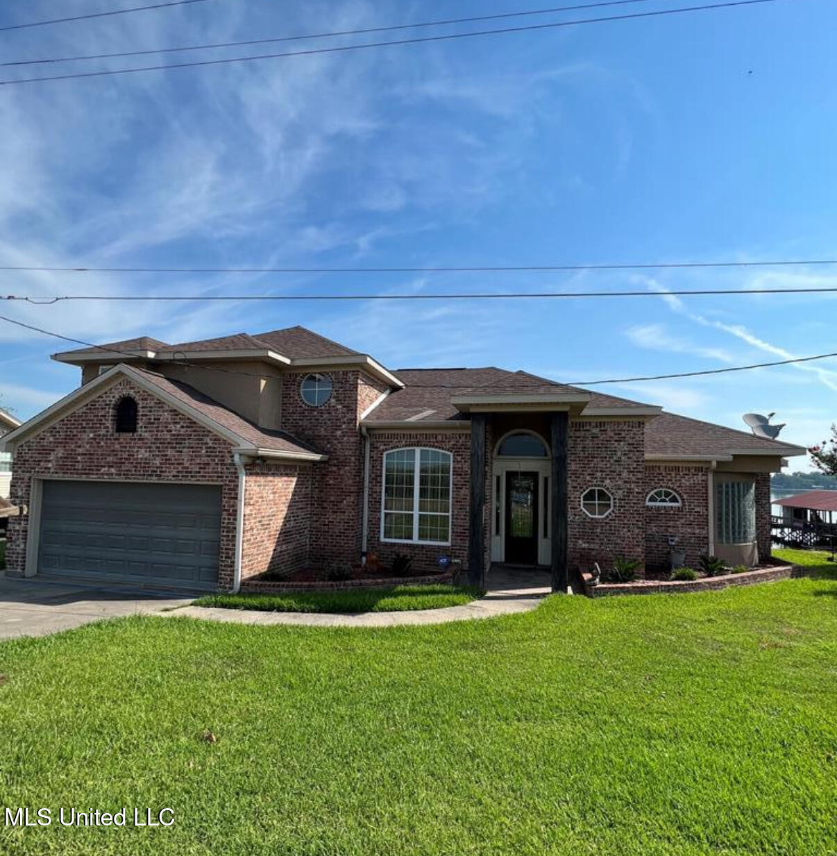 966 Hwy 569 Property Photo 1