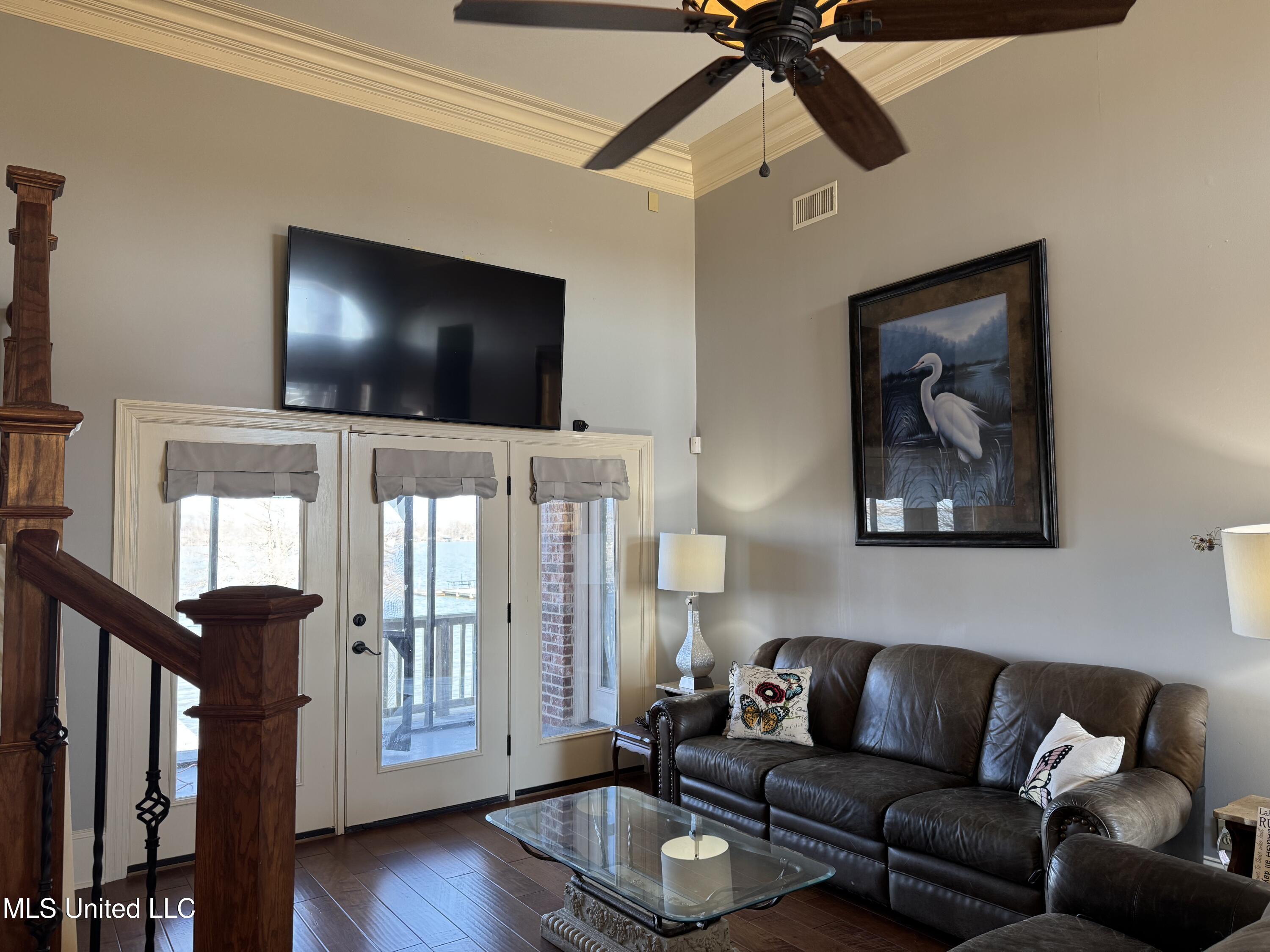 966 Hwy 569 Property Photo 6