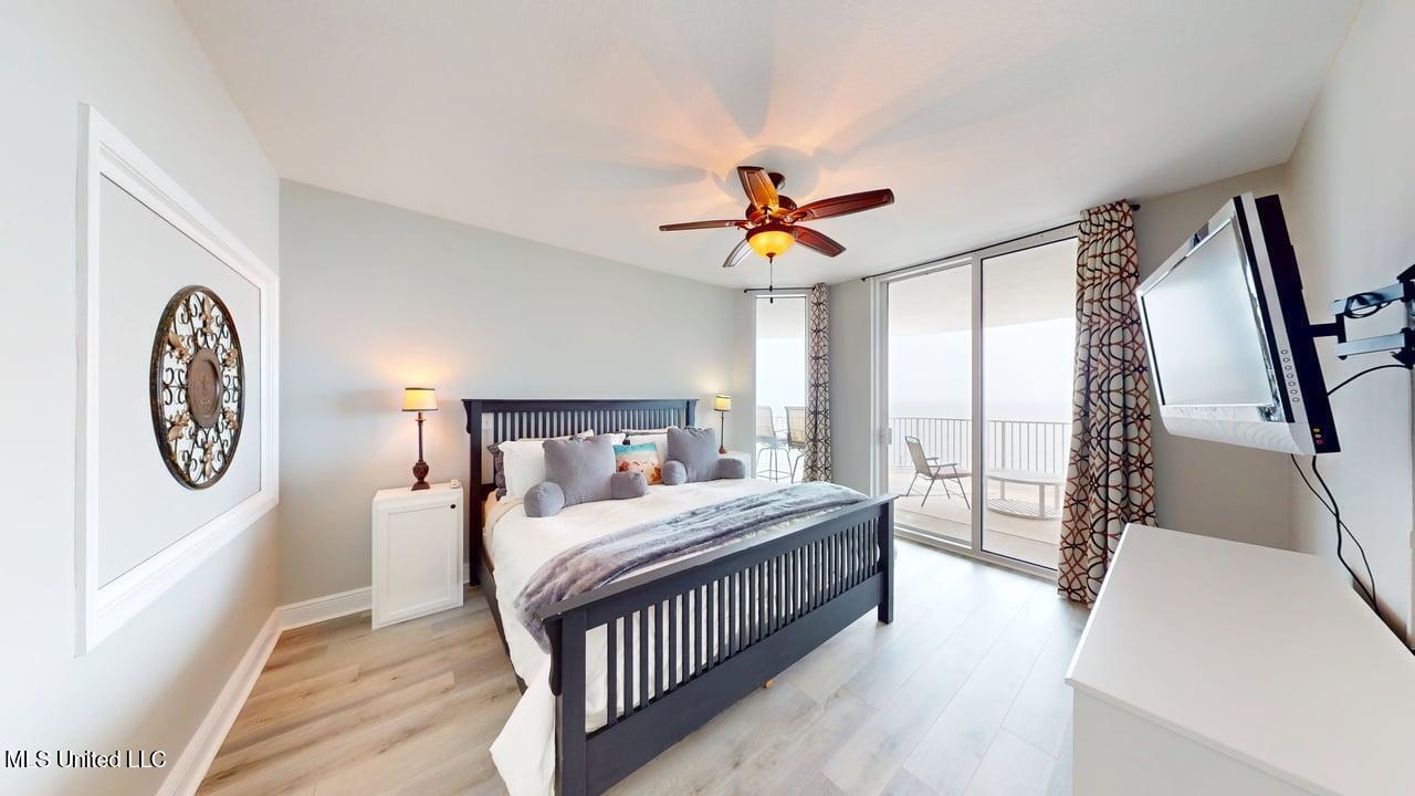 2668 Beach Boulevard Property Photo 10