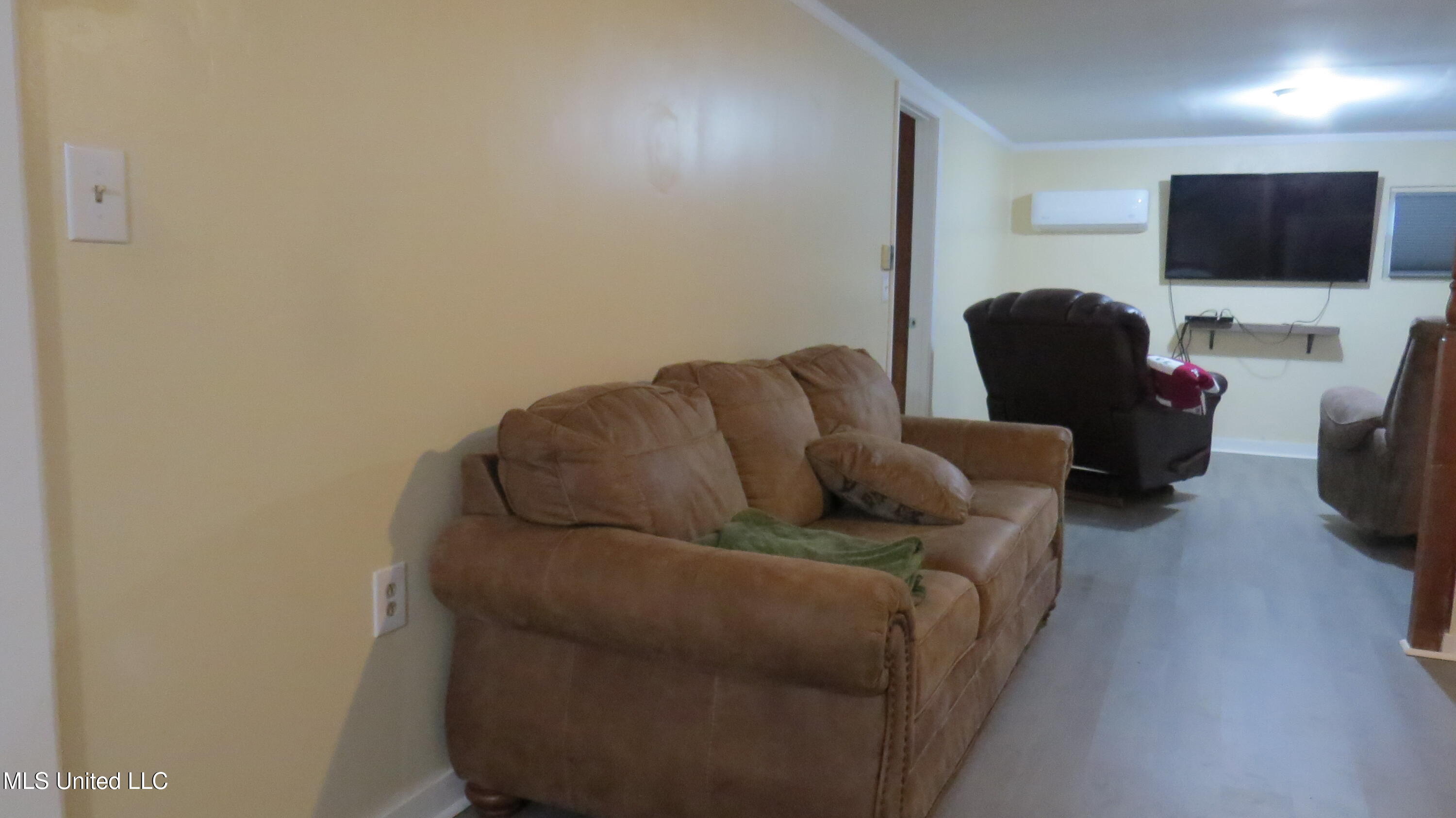 3009 Oak Street Property Photo 10