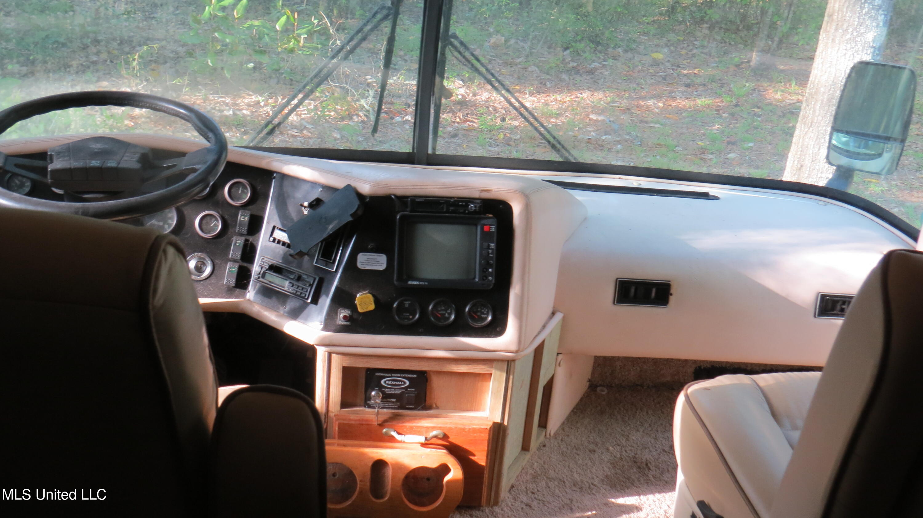 3009 Oak Street Property Photo 17