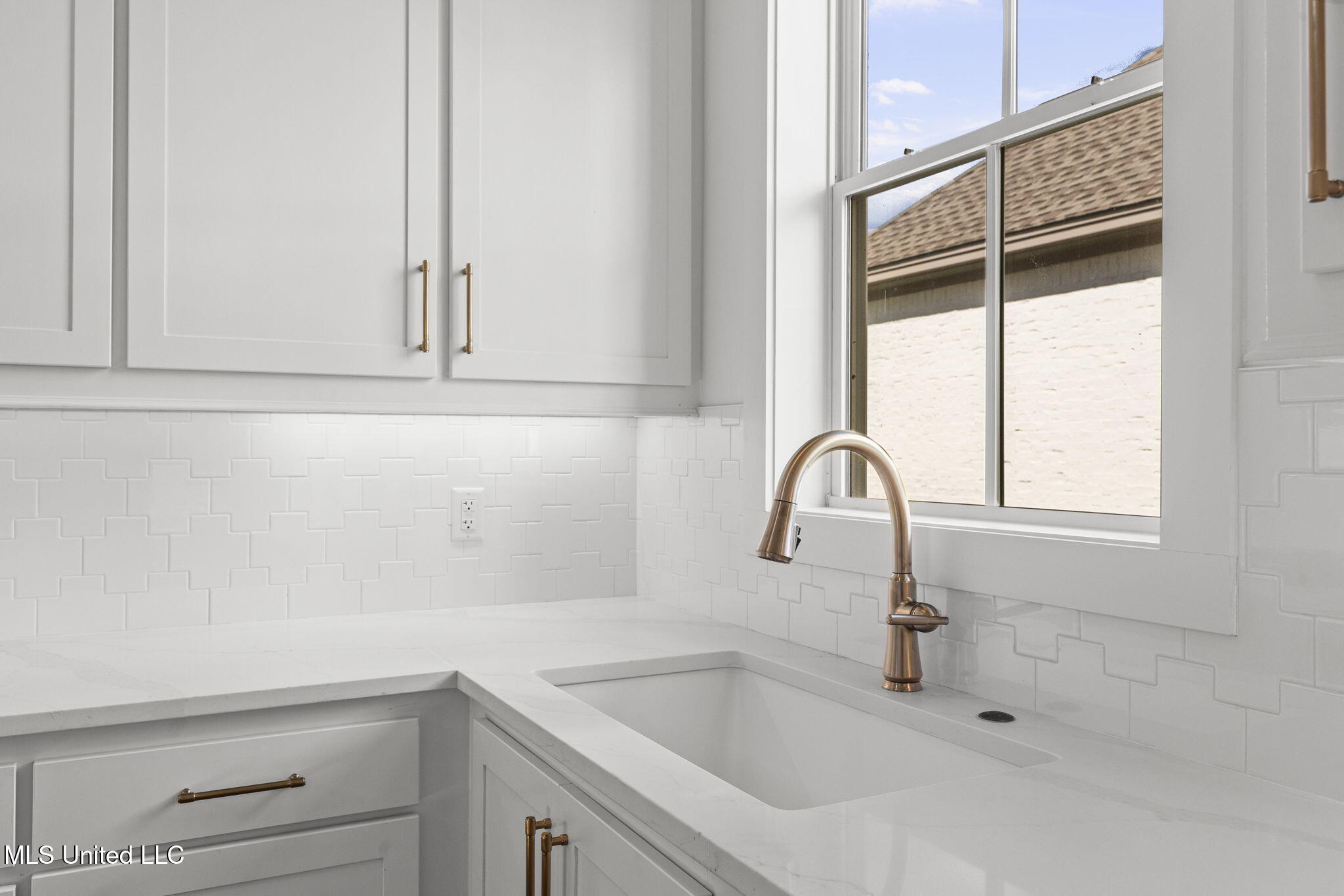 112 Brashear Street Property Photo 22
