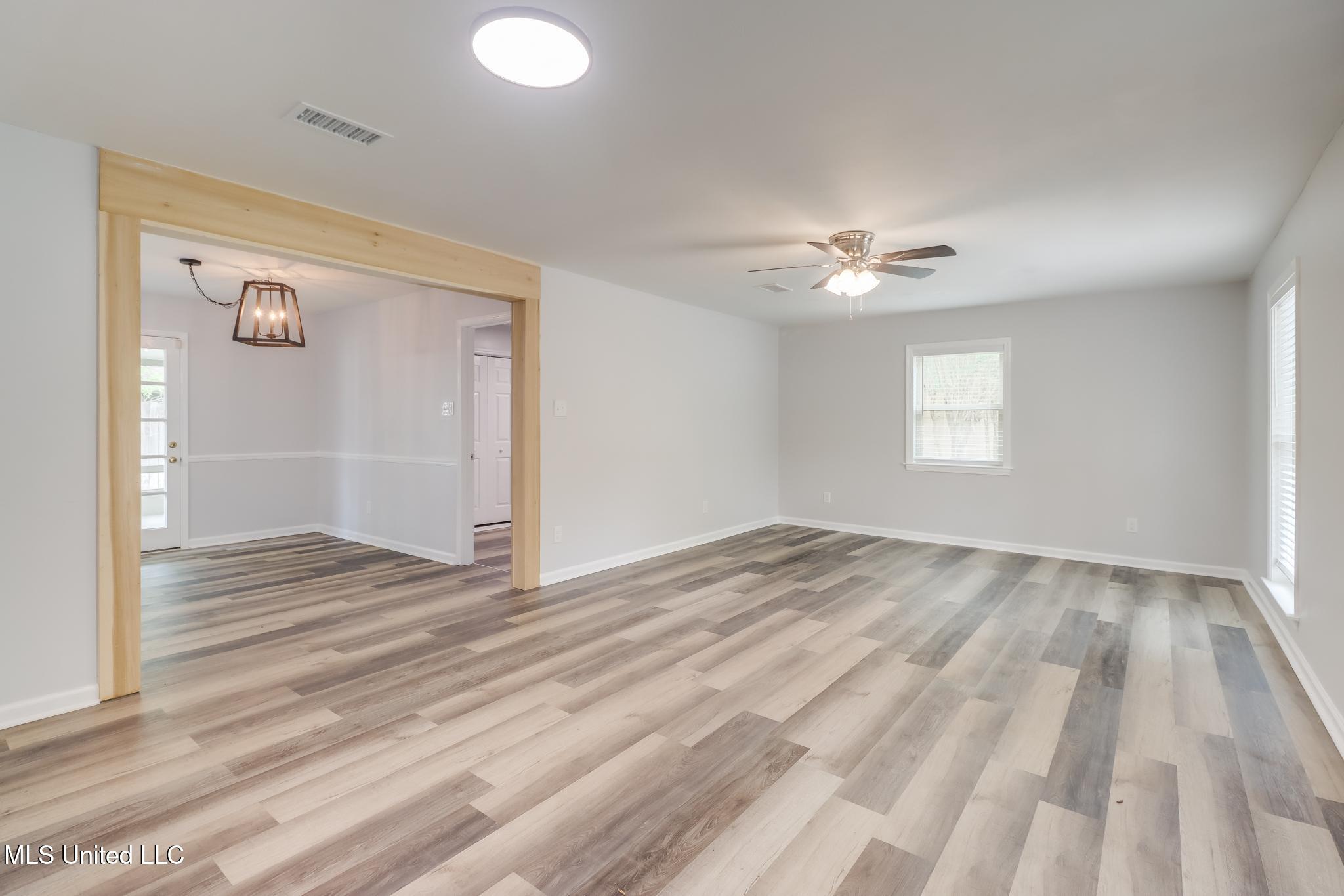 12082 Marlane Place Property Photo 2