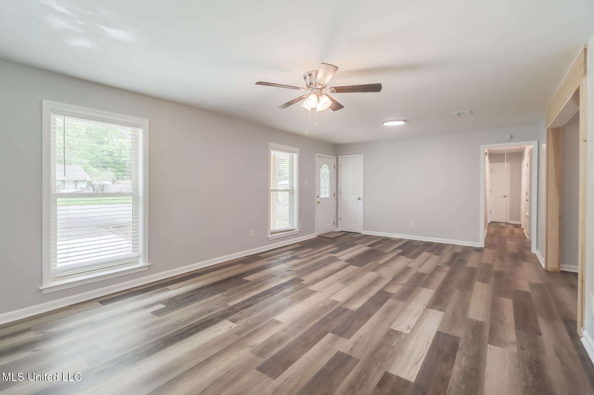 12082 Marlane Place Property Photo 4
