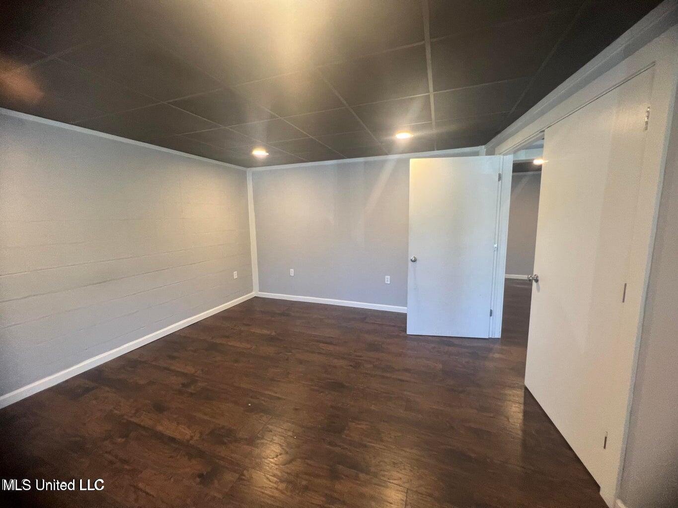 1524 Pass Road Property Photo 6