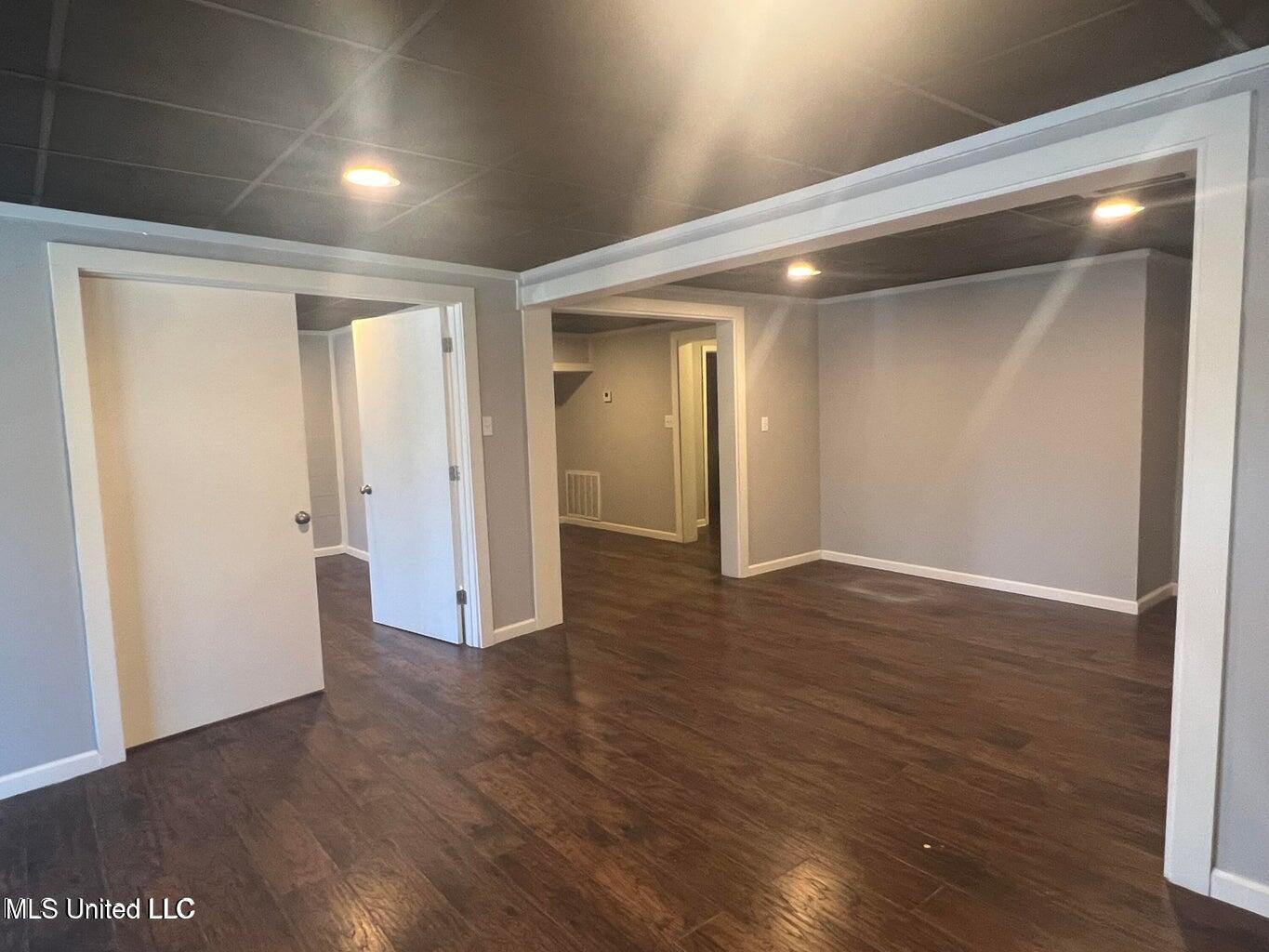 1524 Pass Road Property Photo 8