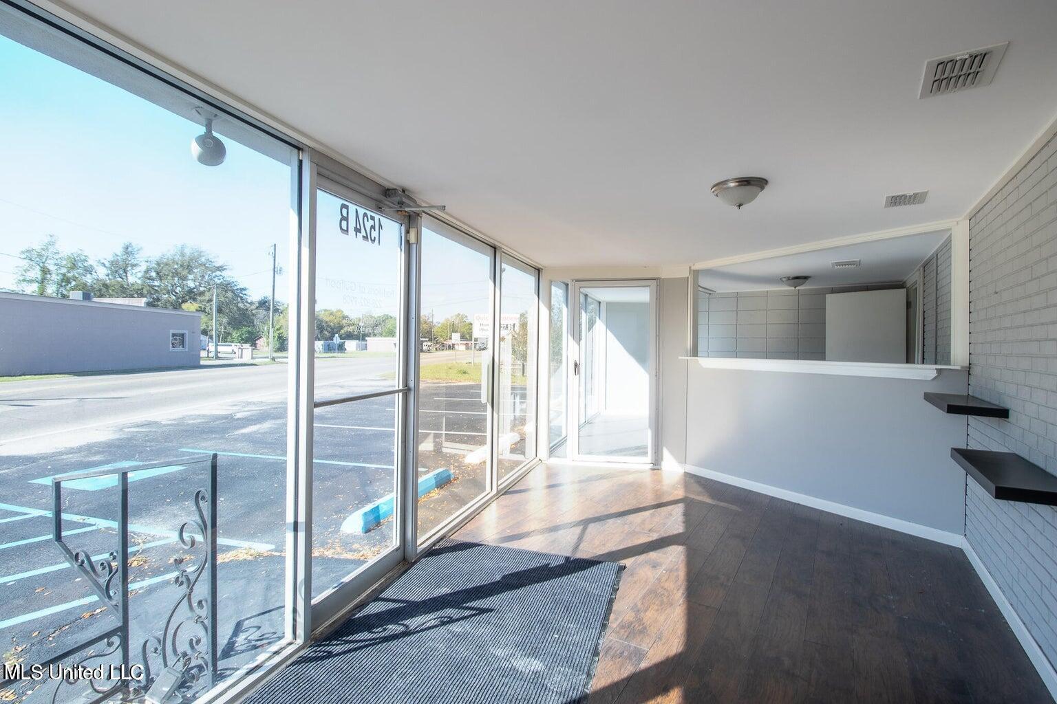 1524 Pass Road Property Photo 24