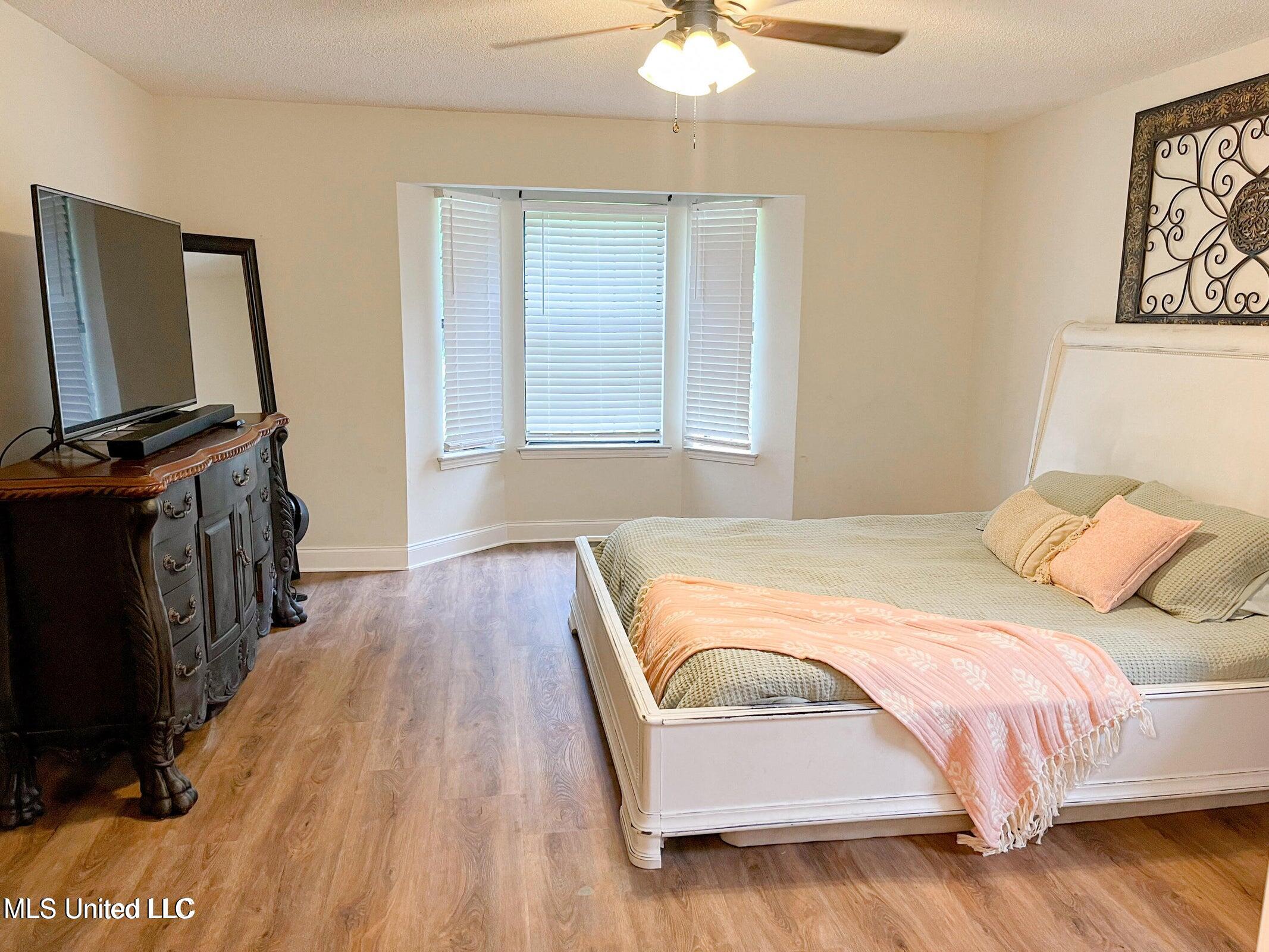 8178 Hwy 198 Property Photo 12