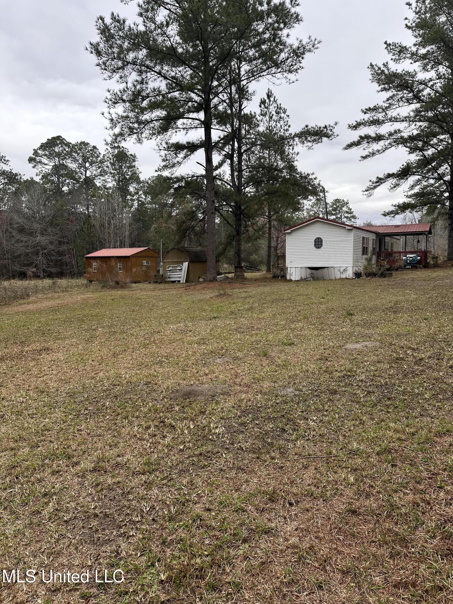 134 Short Leaf Property Photo 1