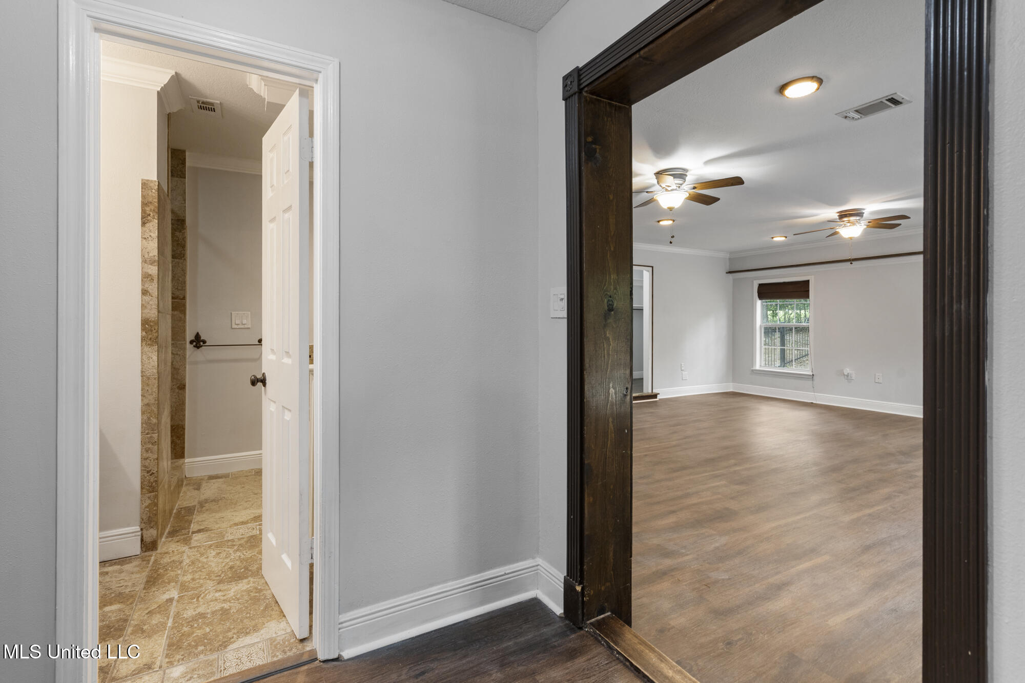 18401 Dogwood Lane Property Photo 14