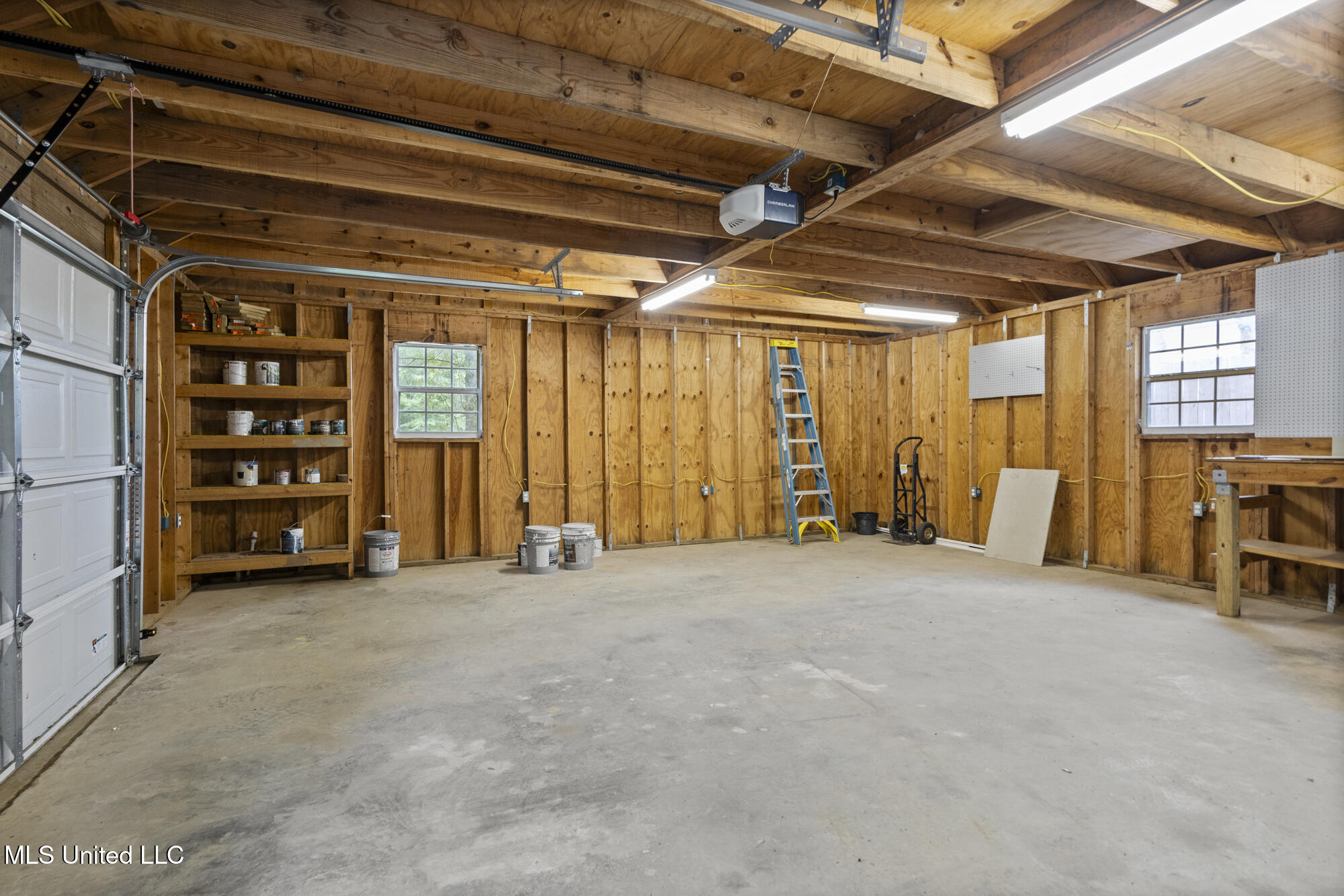 18401 Dogwood Lane Property Photo 27