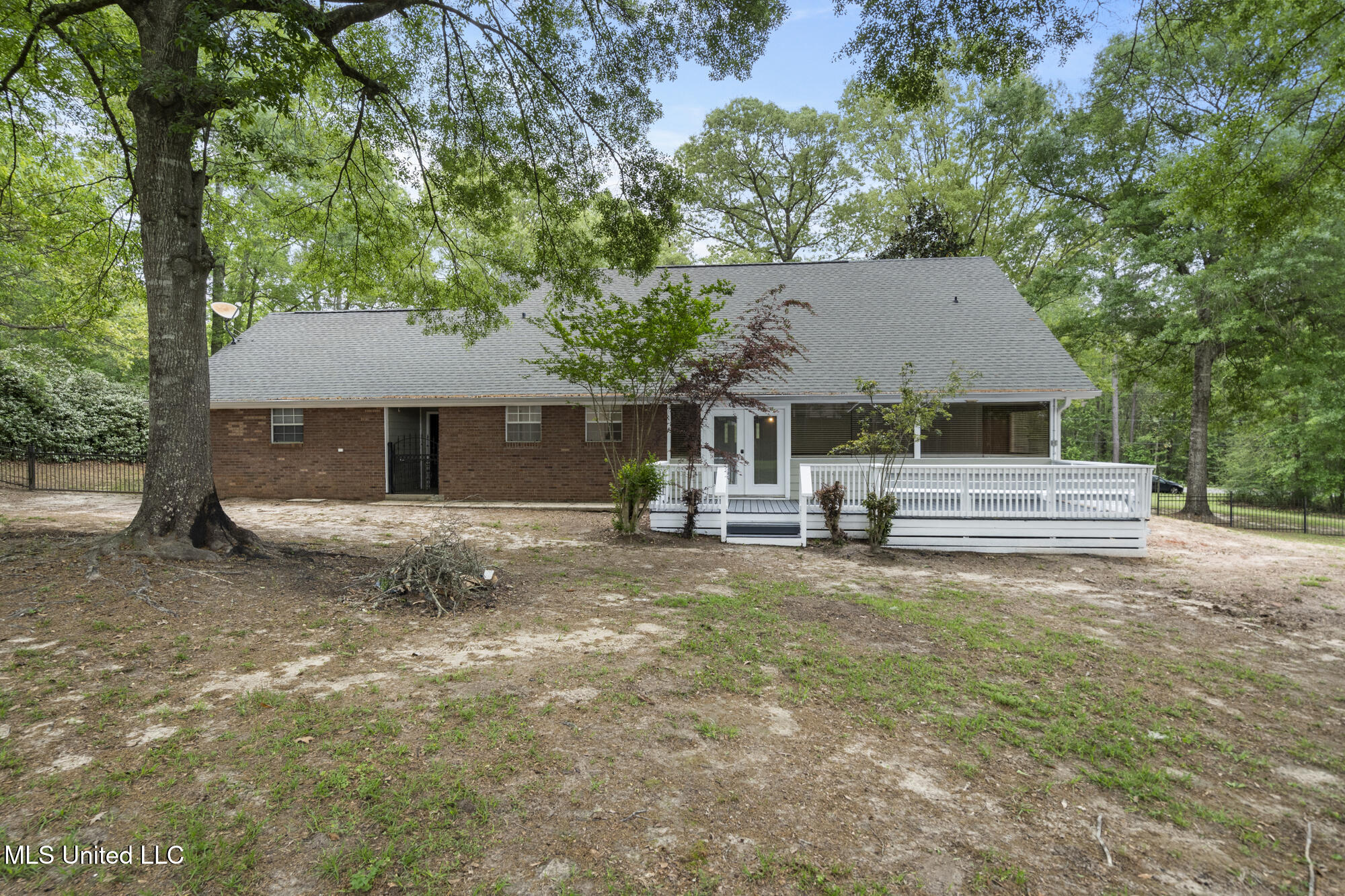 18401 Dogwood Lane Property Photo 30