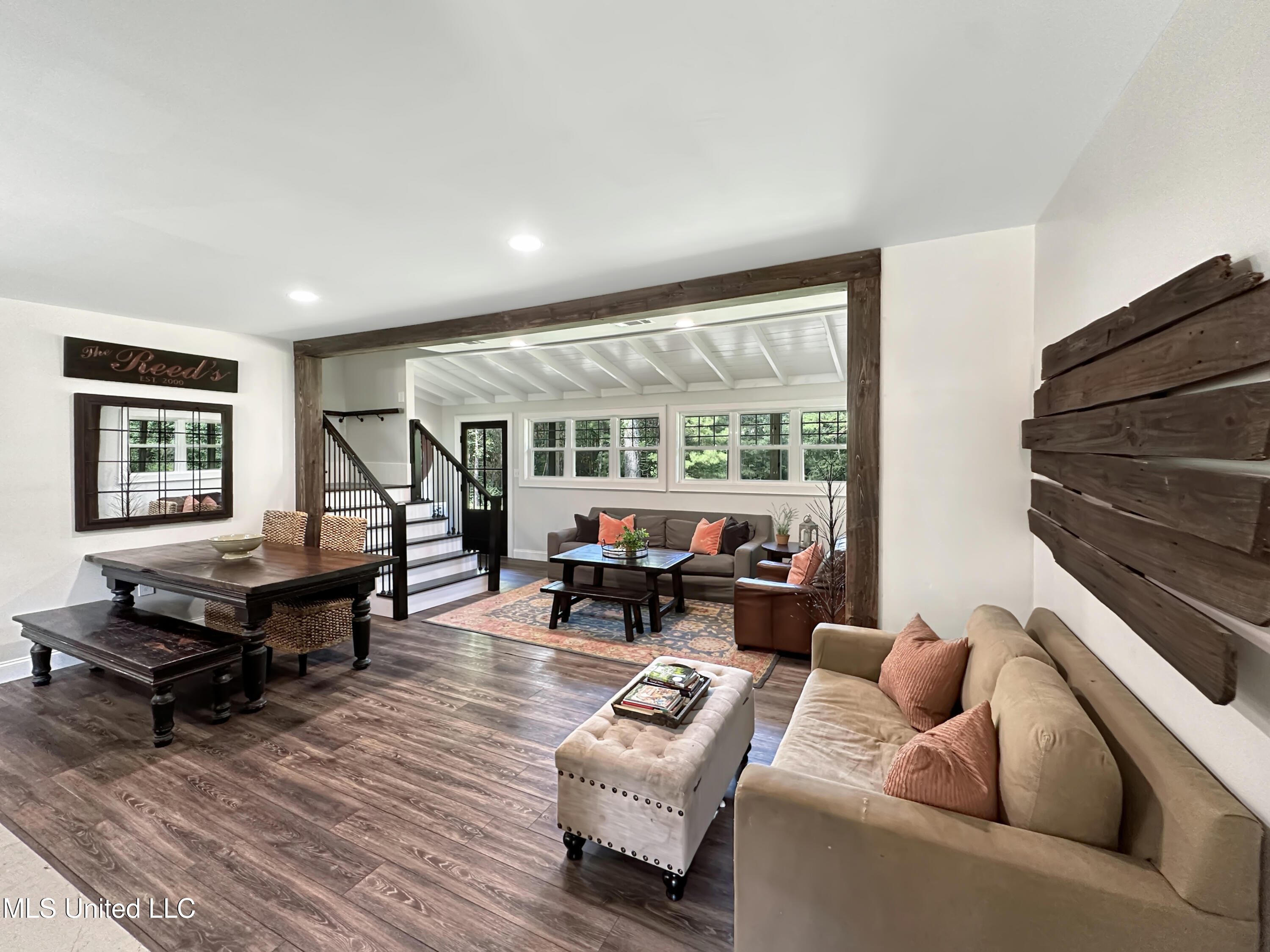 1459 Monterey Road Property Photo 8