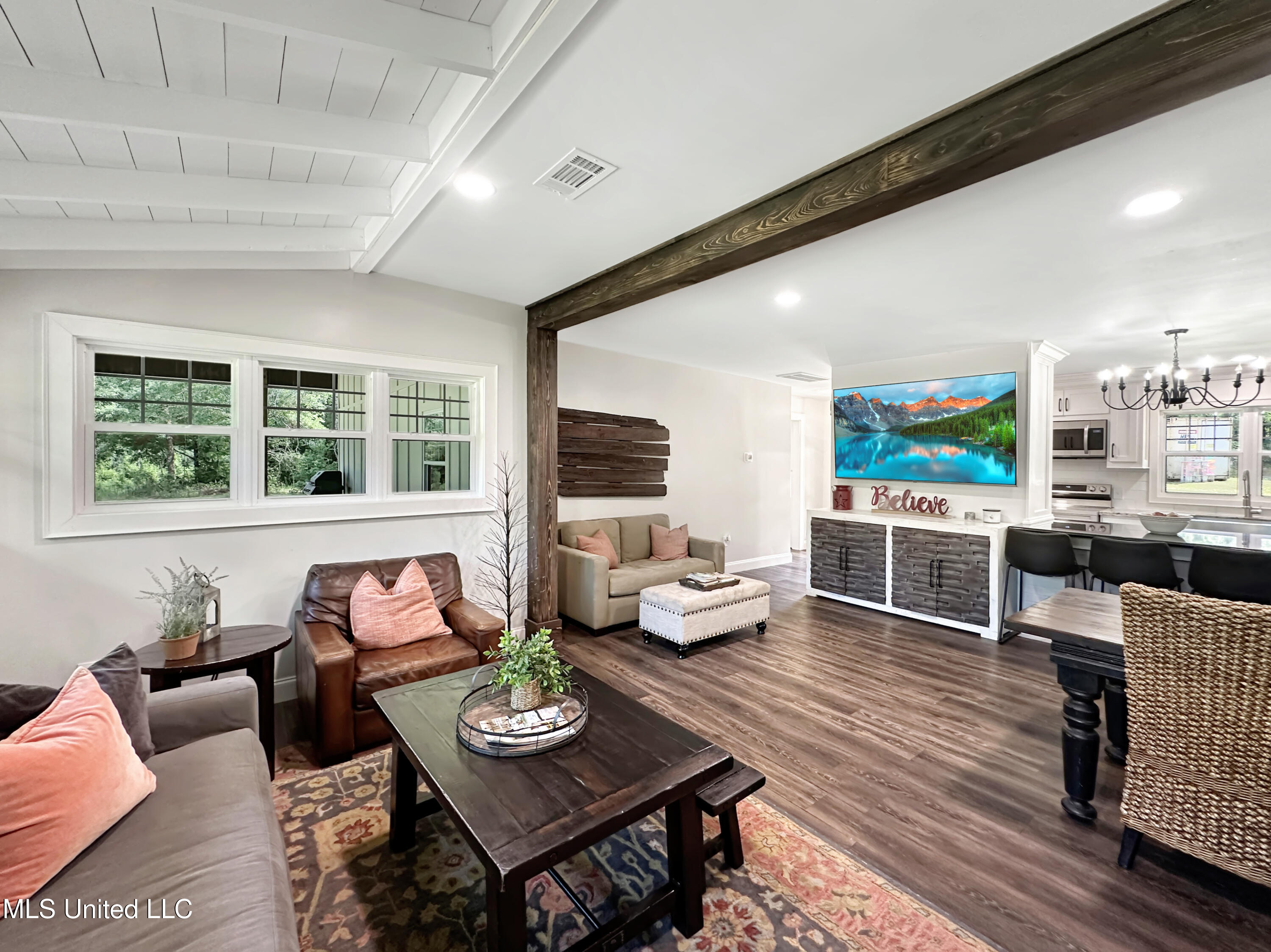 1459 Monterey Road Property Photo 9