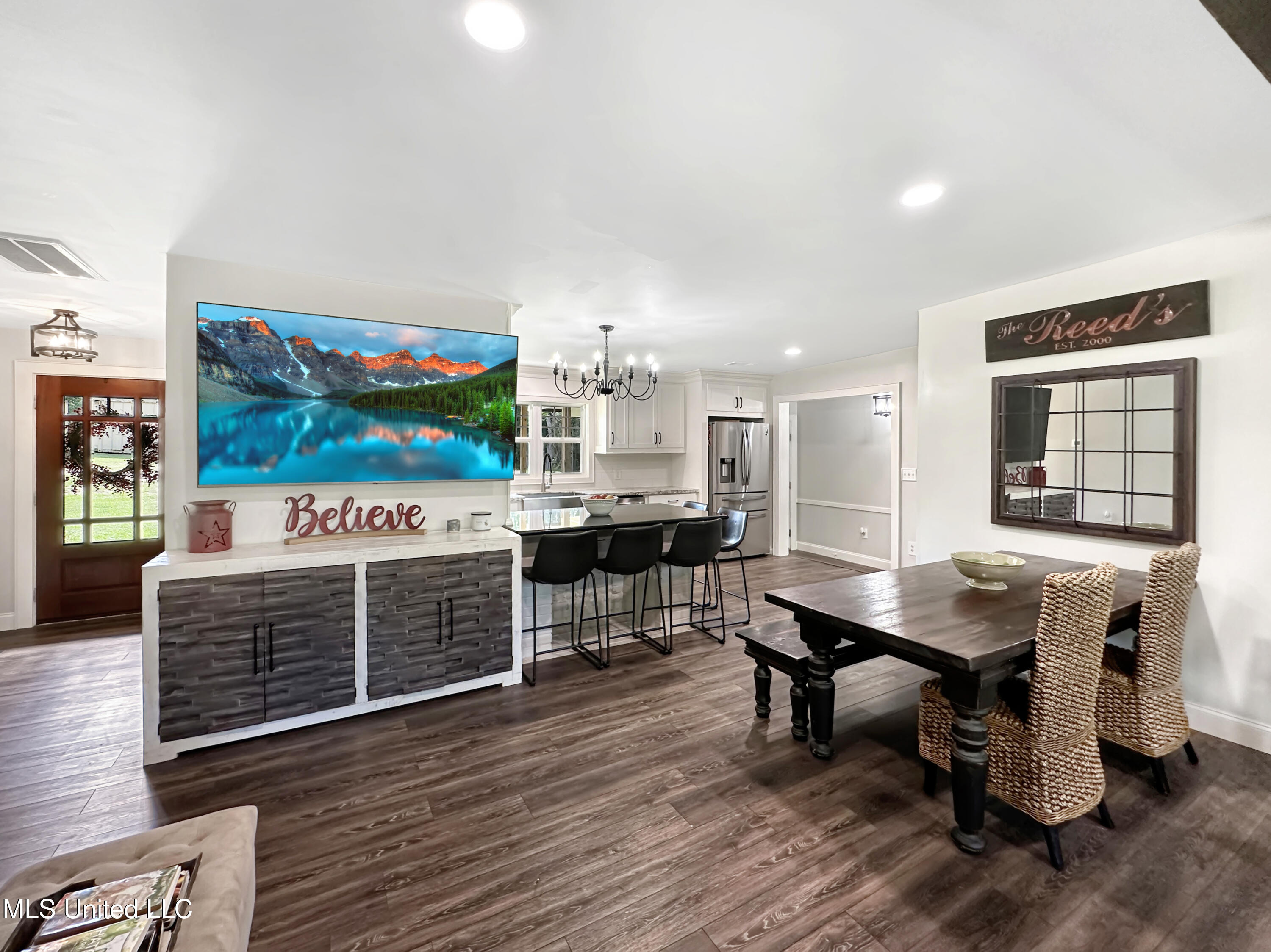 1459 Monterey Road Property Photo 11