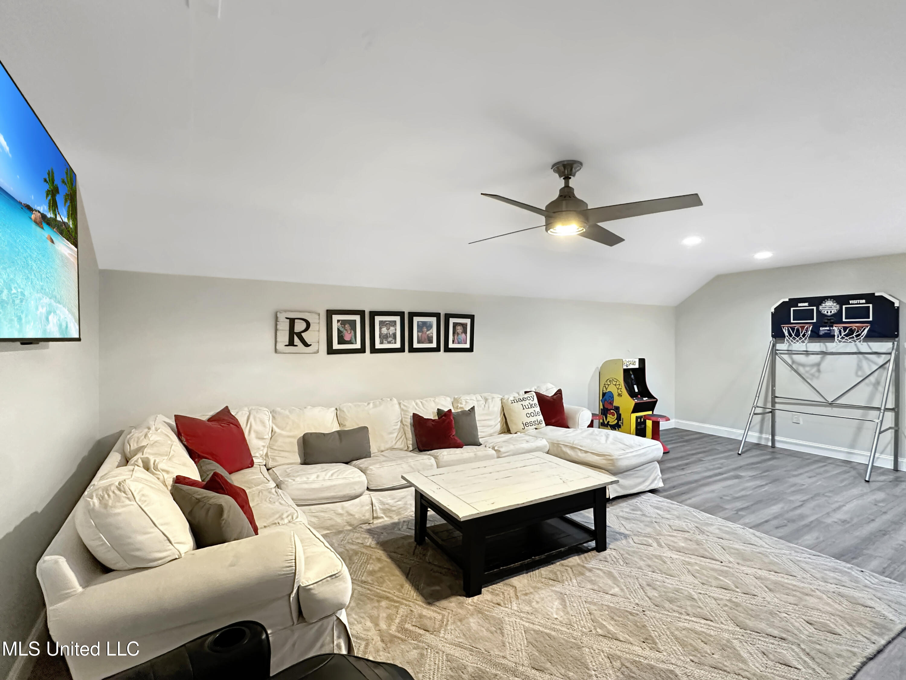 1459 Monterey Road Property Photo 27